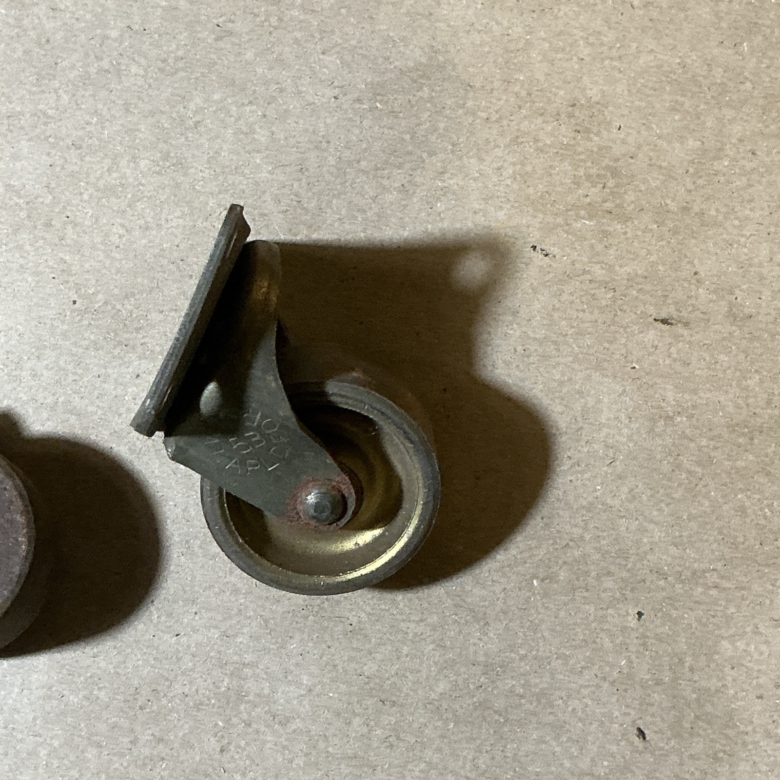 Group Of 130+ Wood/Metal Furniture Casters As Is INV-JDJ79