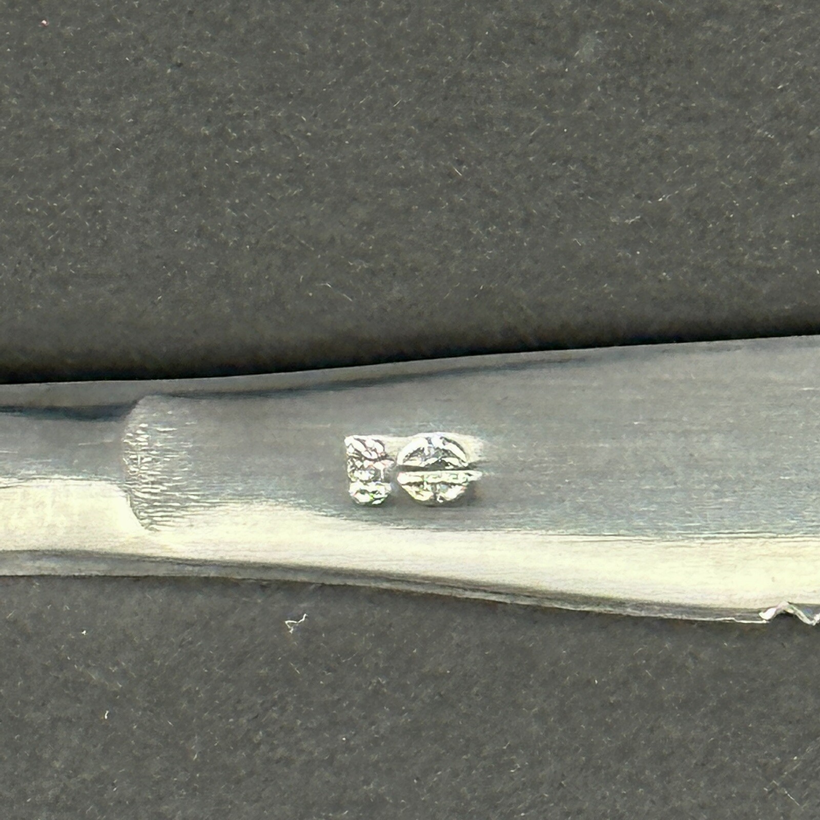 World Tableware 651 5302 Windsor 8" Dinner Knife Dozen New