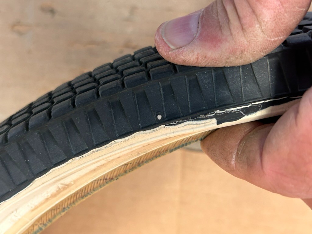 Schwinn Sting Ray Gripper Slik White Wall S7 Fair Lady Rear Tire 20x1 3/4" Used