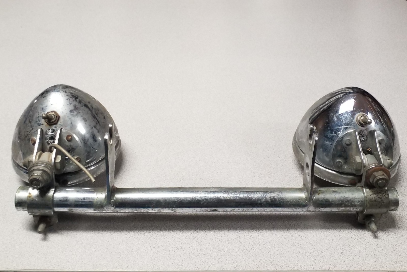 KNUCKLEHEAD PANHEAD SPOT LIGHTS SH-2 FLATHEAD VINTAGE OEM HARLEY-DAVIDSON