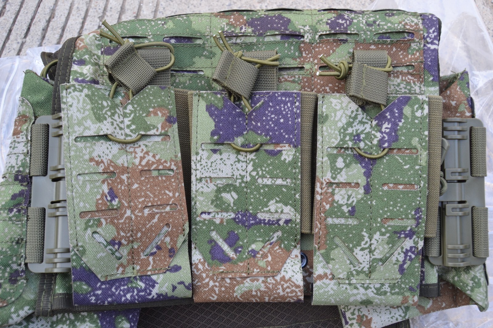 China Military PLA Type 21 "starry sky" Chest Rig Plate Carrier Tactical Vest