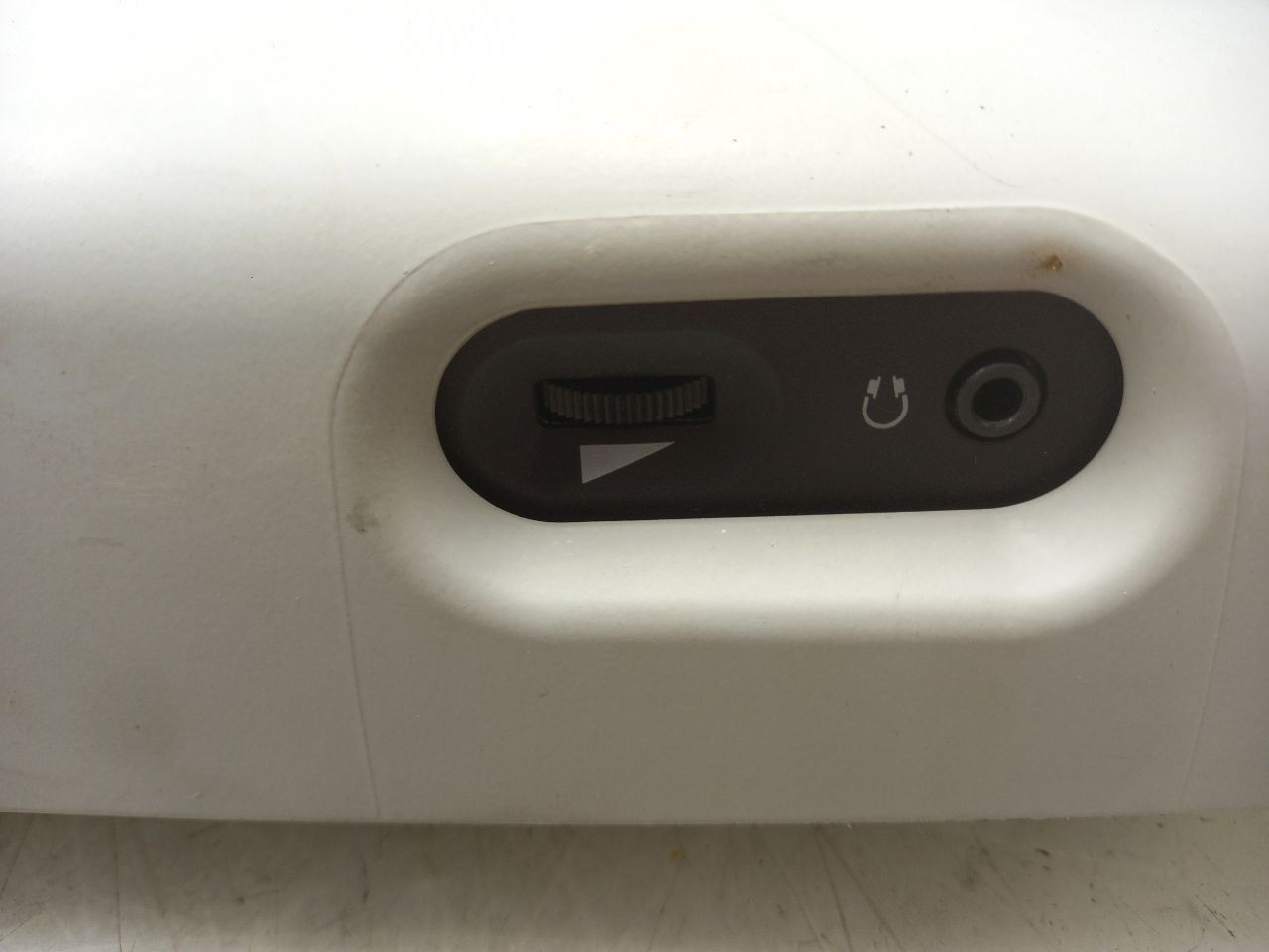 06-10 TOYOTA SIENNA LE ROOF DISPLAY DVD ENTERTAINMENT TV SCREEN