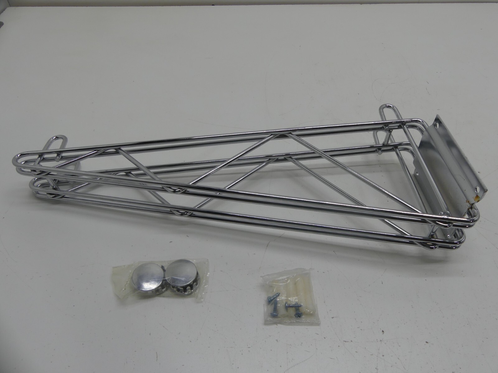 Advance Tabco Kit-(1) 18" Double Wall Bracket DB-18