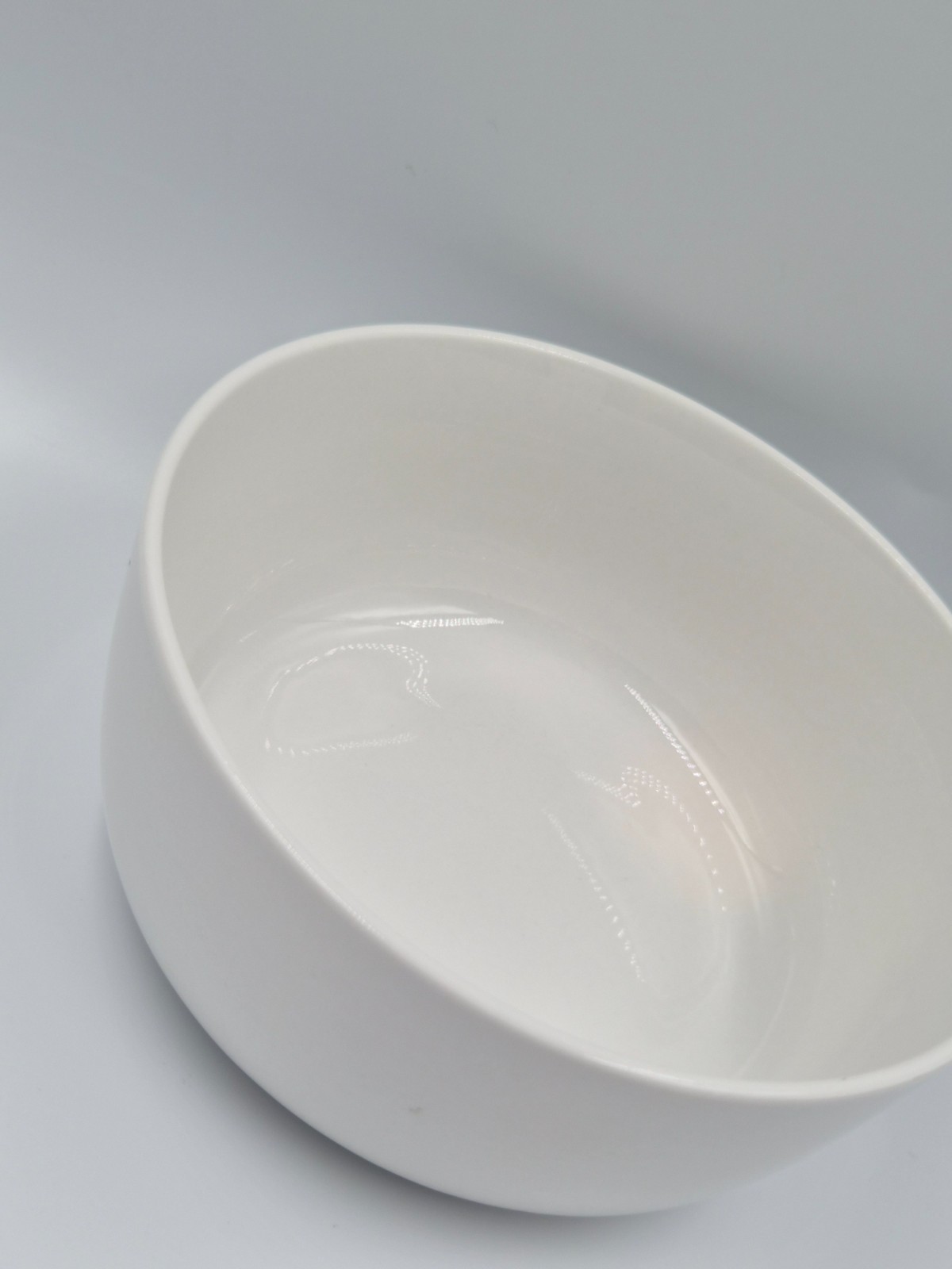 🔥 4 piece Sur La Table KITCHEN ESSENTIALS 5.75" Soup / Cereal Bowl Set SBE32