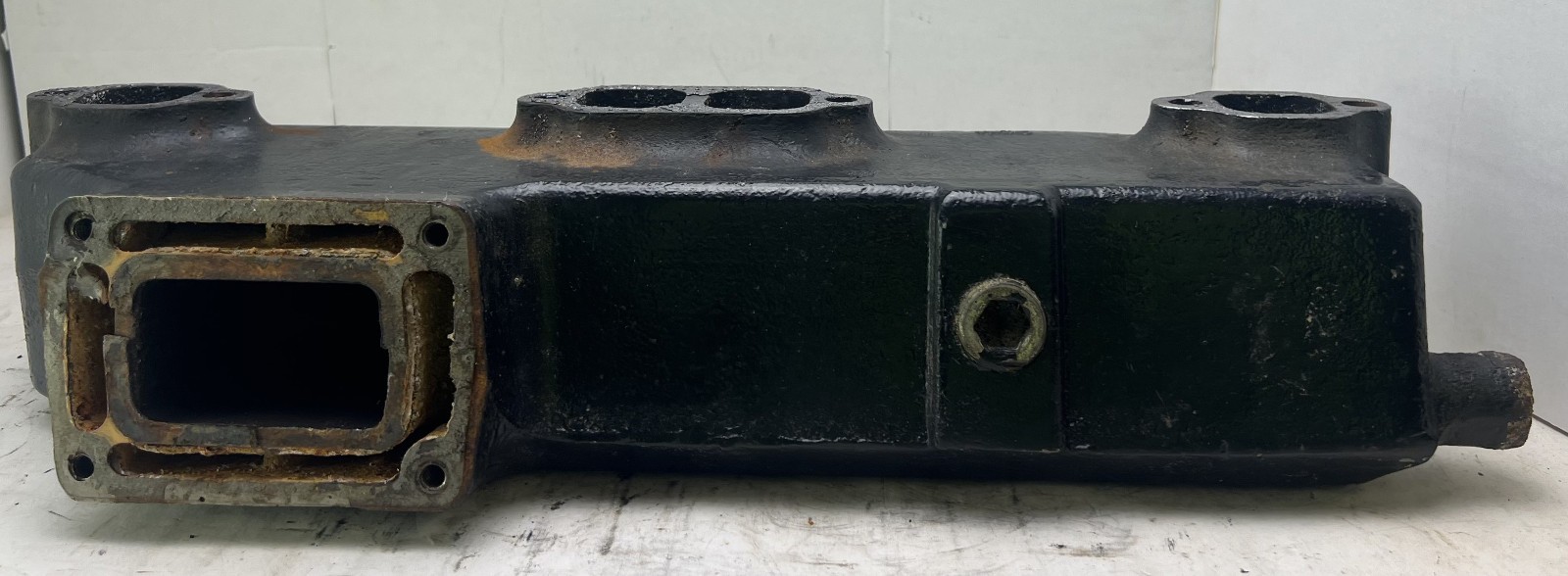 OMC Cobra 5.7 Exhaust Manifold Part 912441