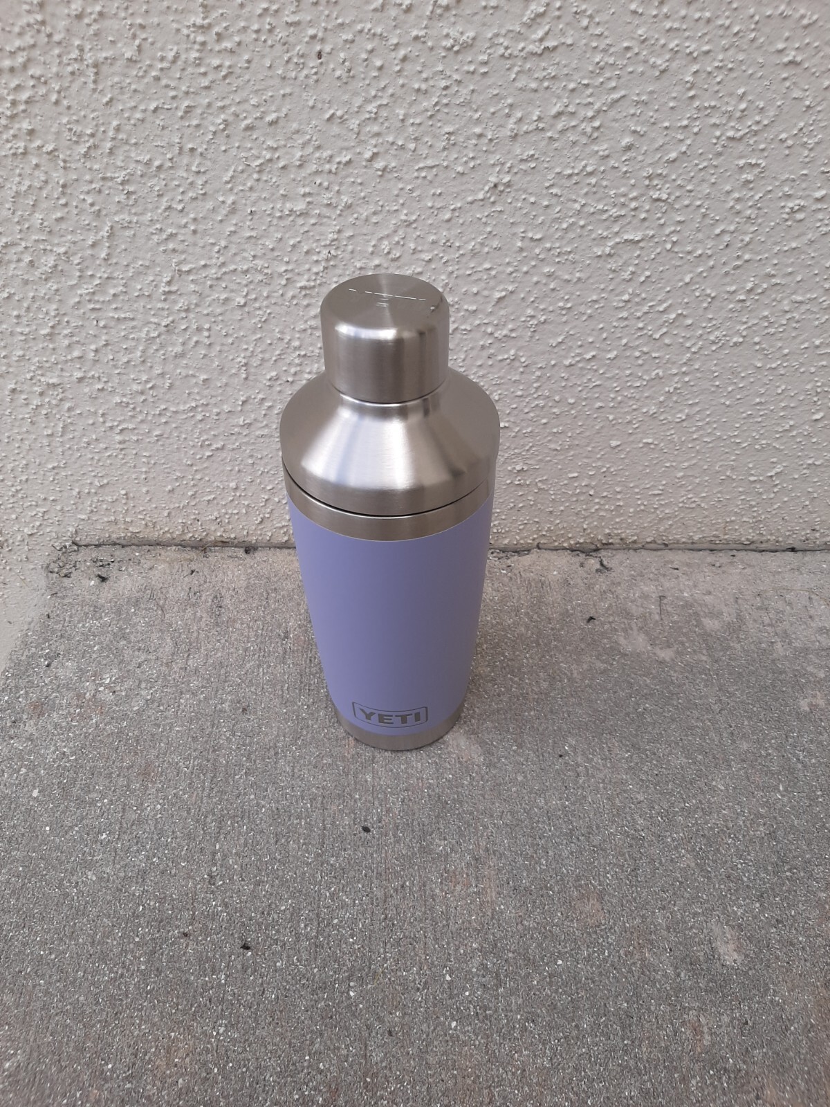 Yeti Rambler 20 oz Cocktail Shaker