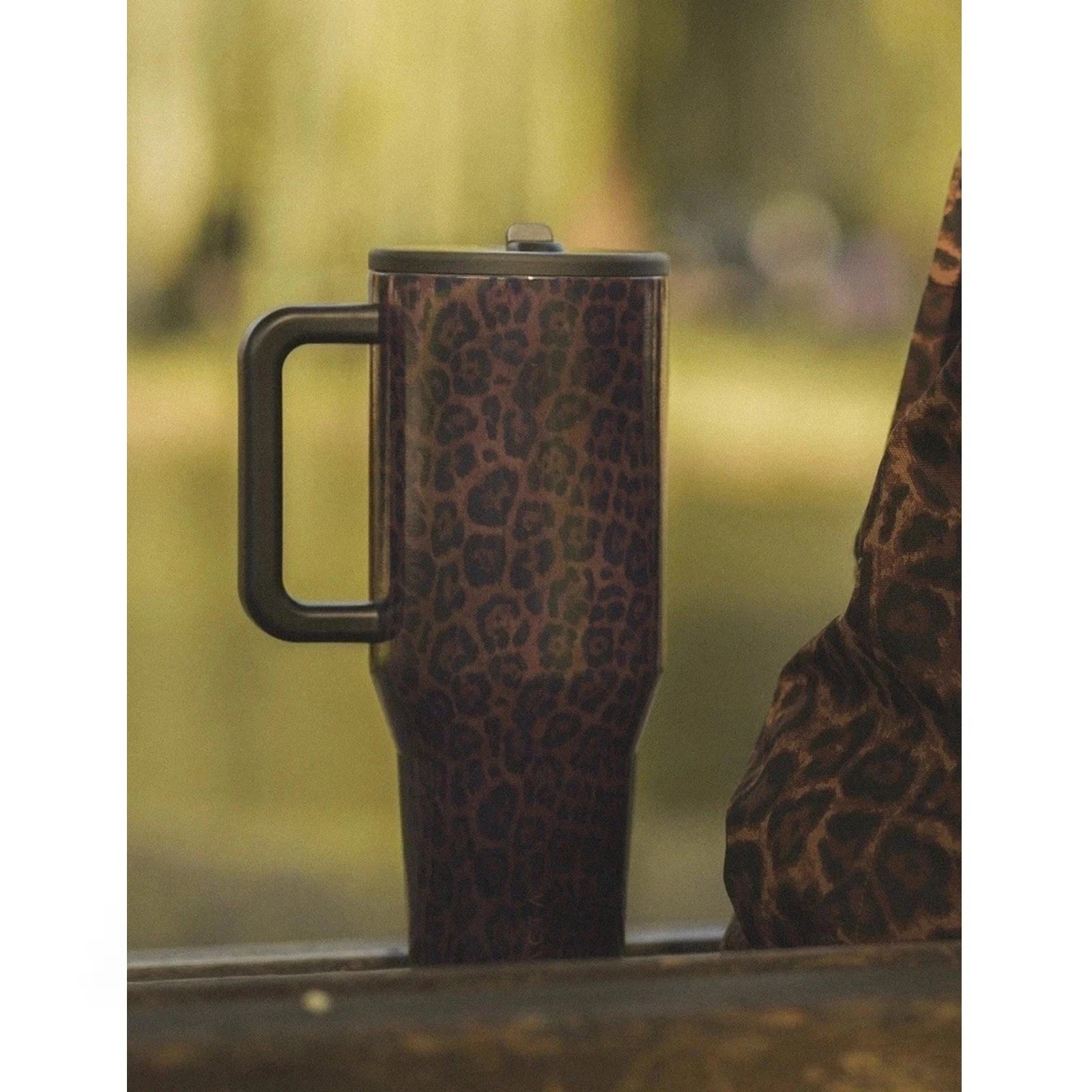 New Hydrojug 40oz Traveler Tumbler with Handel Limited Edition* Brand New in Box