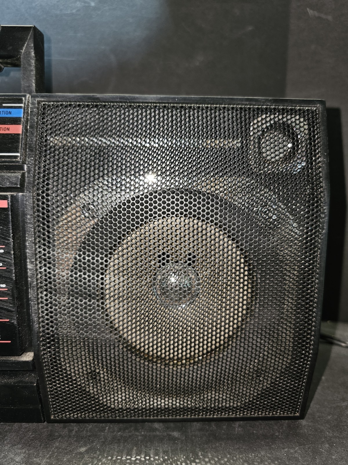 Vintage GE General Electric Boombox Model 3-5663A Radio Cassette Player - Tested