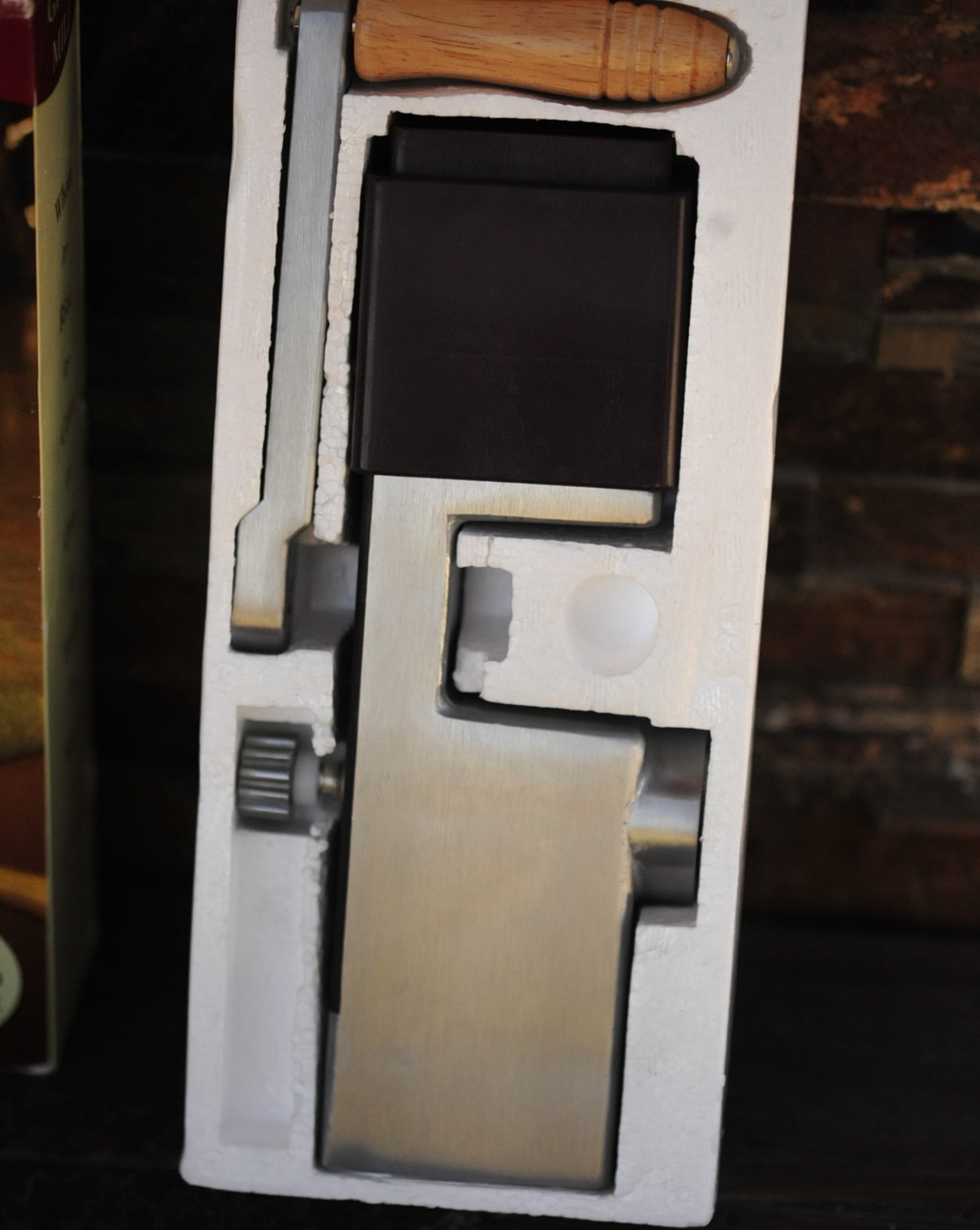 Victorio VKP1012 Hand Crank Grain Mill W/Clamp Base Grind Wheat Rice Oats Barley