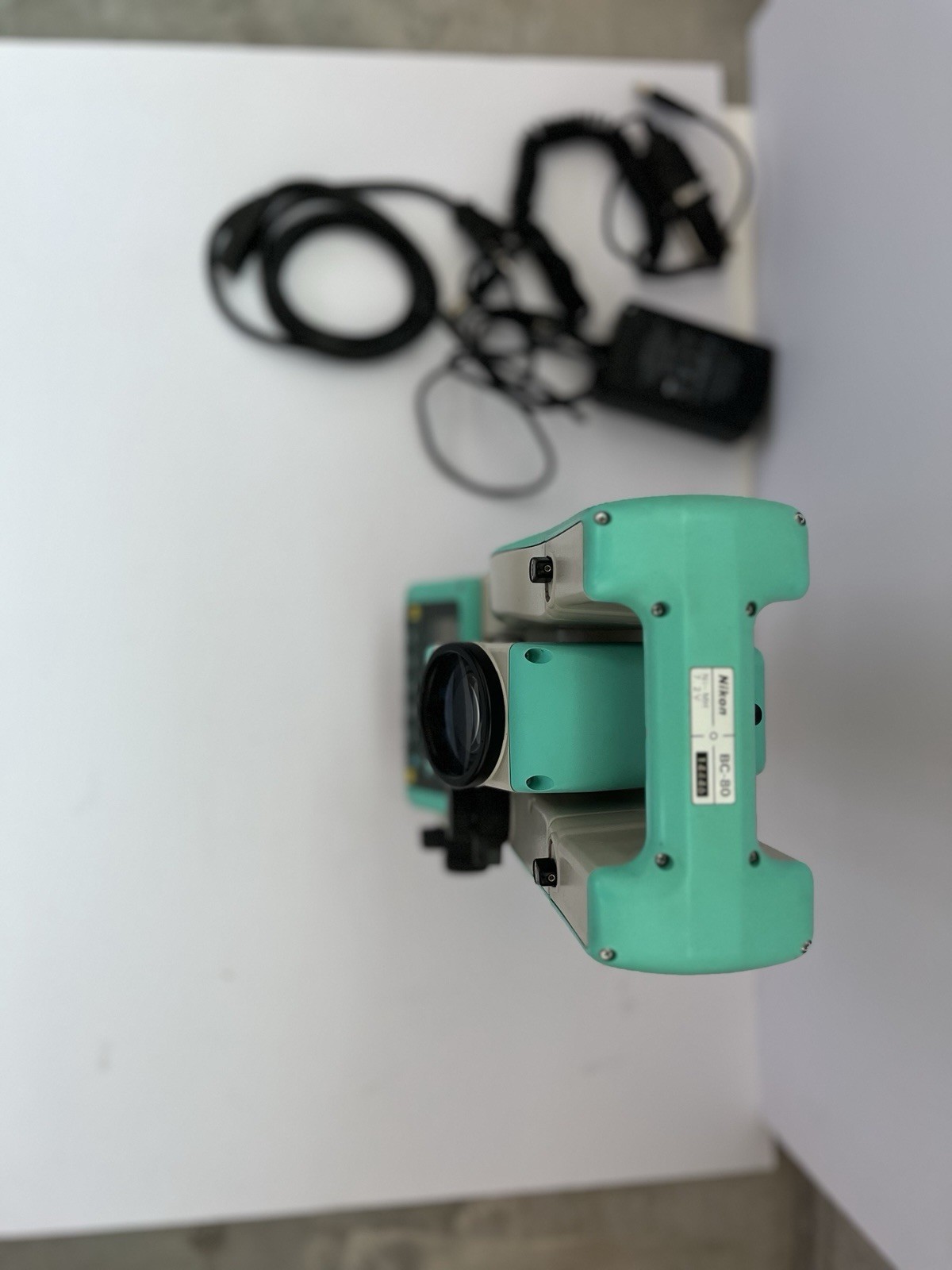 Nikon DTM-520 Total Station Surveying Instrument w/ Case