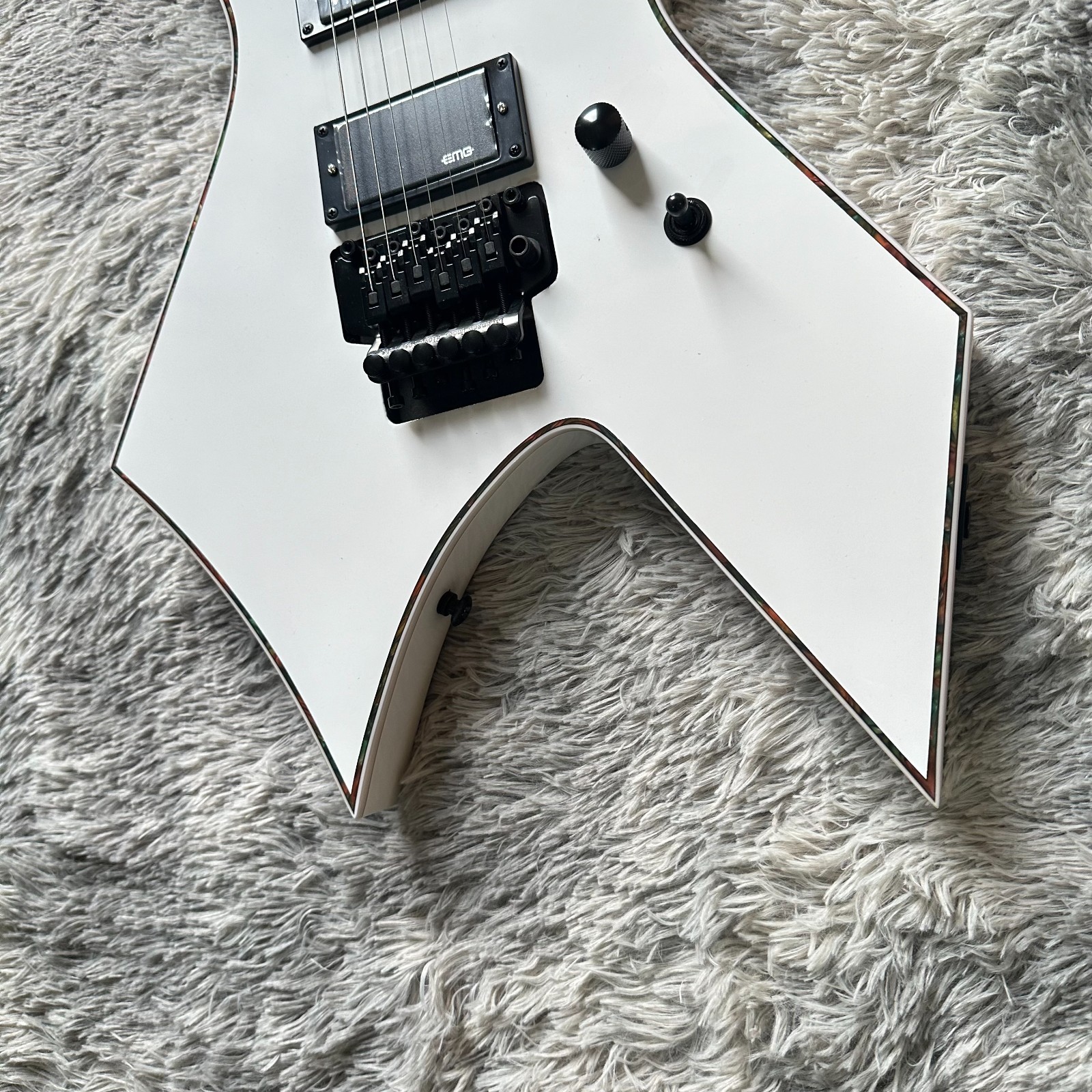 US WarehouseB.C. Rich Warlock white electric guitar HH pickup mahogany body