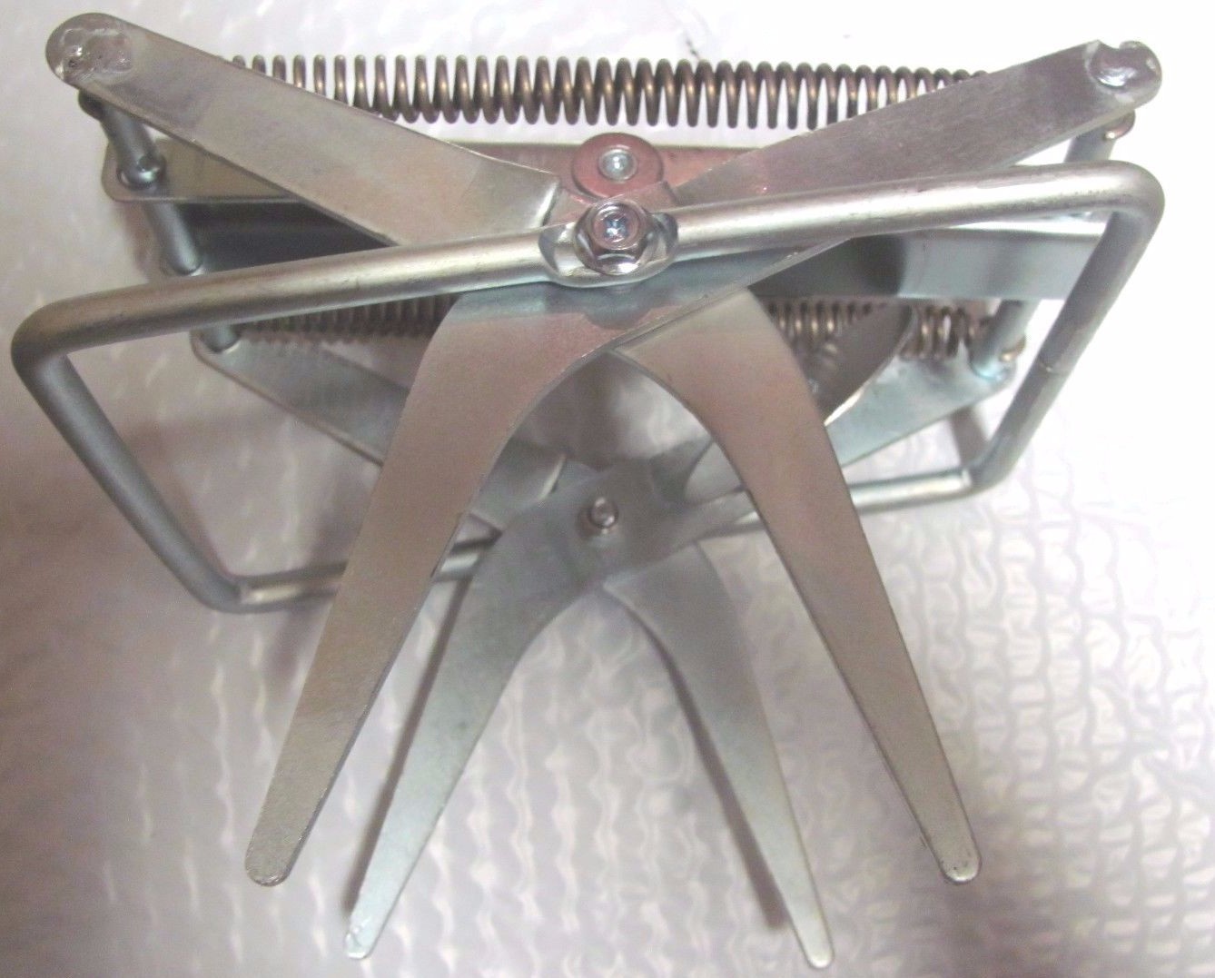 (1 Trap) slightly used Easy Set Mole Trap, Out-of-Sight, Galvanized Steel 2416