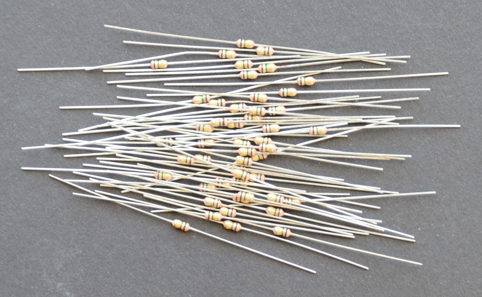 50 pcs Neon Bulb 5mm Mix Colors White Red NE-2 Yellow Green Blue w/Resistors