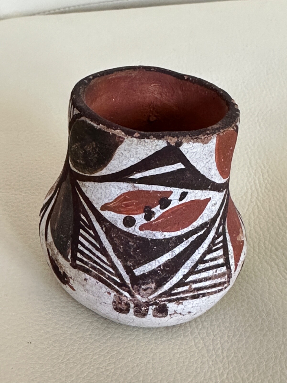 Vintage Isleta Pueblo Pot  4.25" x 2.5"