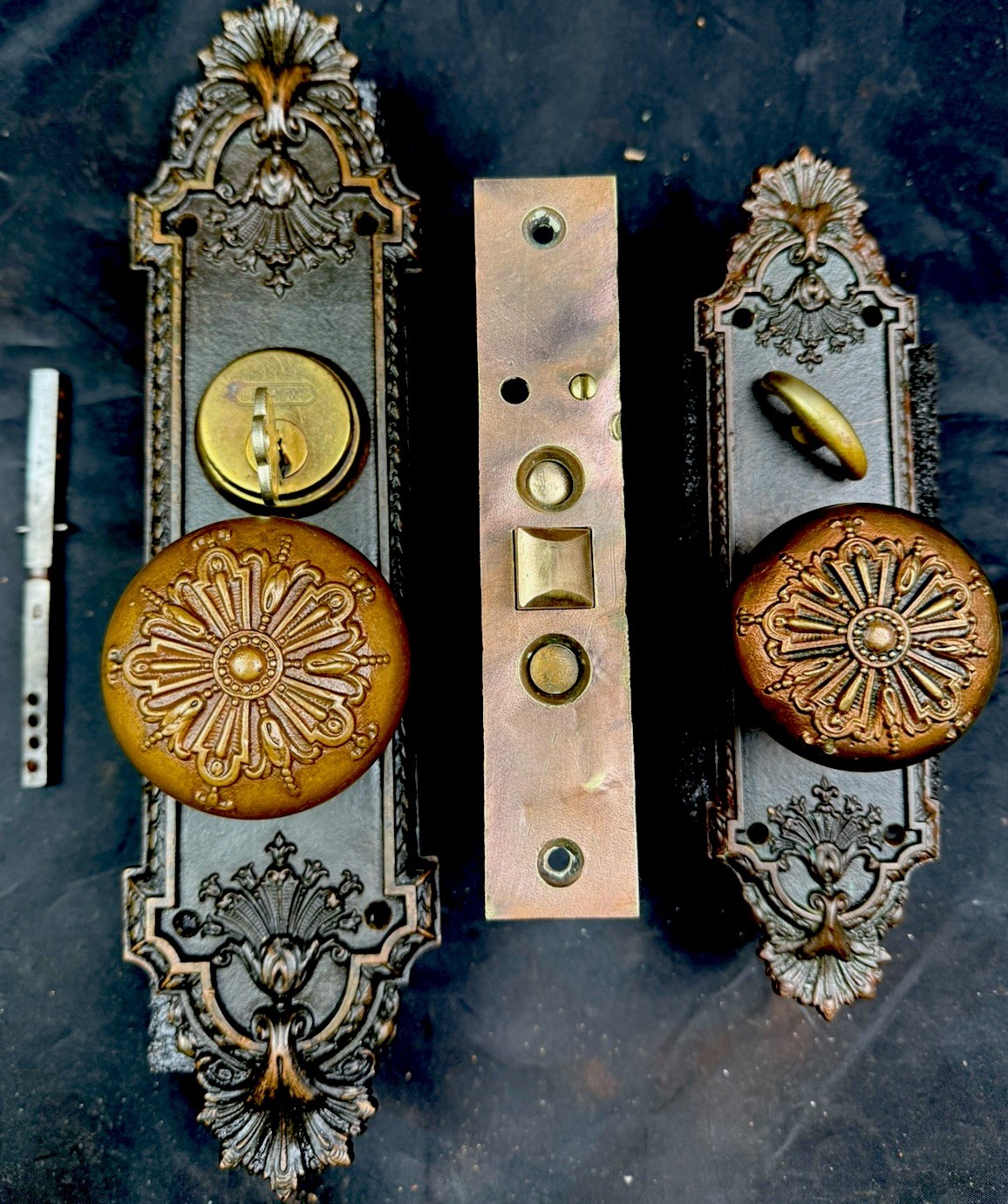 Barrows Ontario Passage Bronze Entrance / Front Door / Entry Doorknobs Set