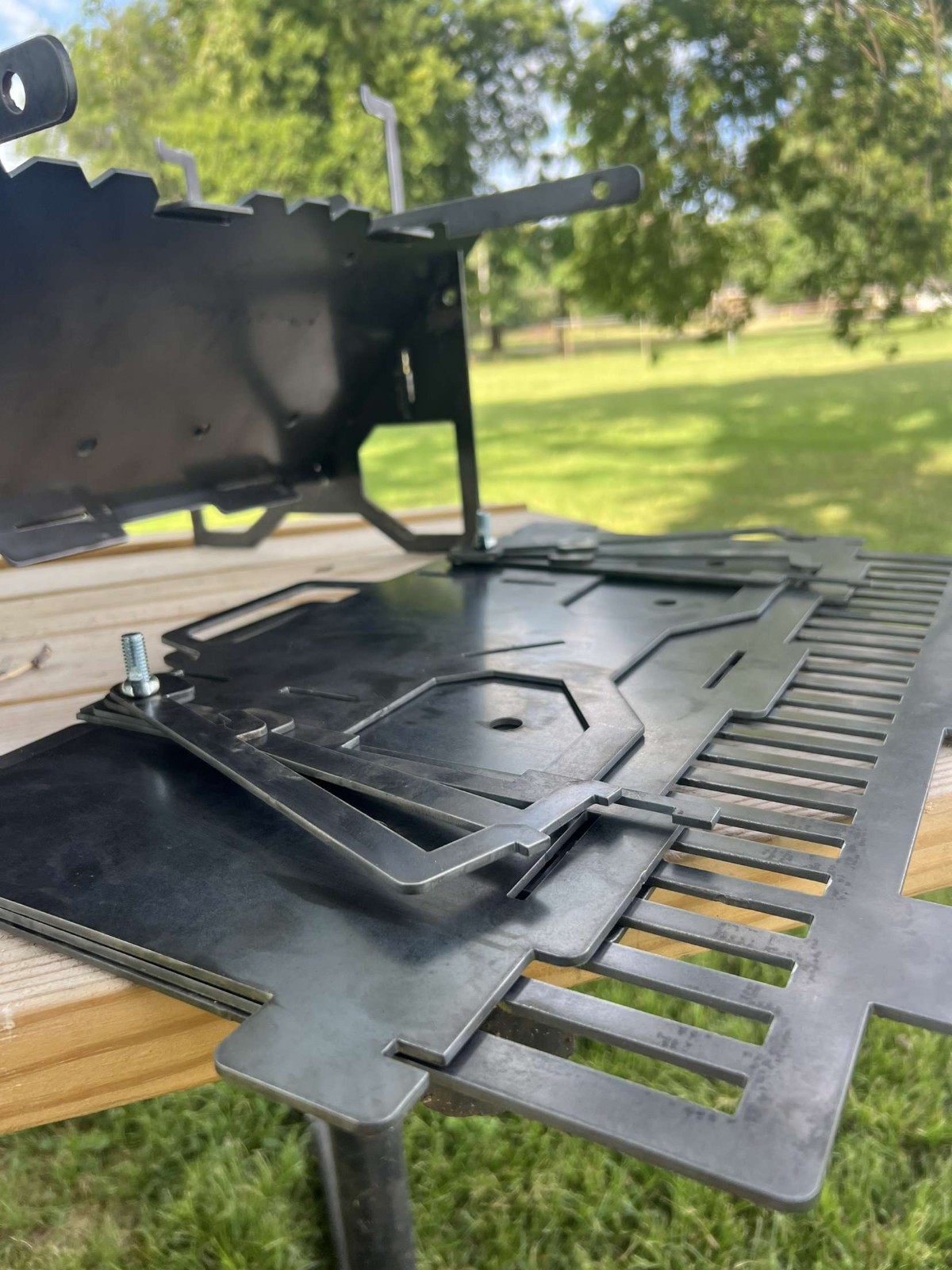 Collapsible Slot Grill 11 Gauge With A Lifted Rack Millscale Free MADE IN THE US