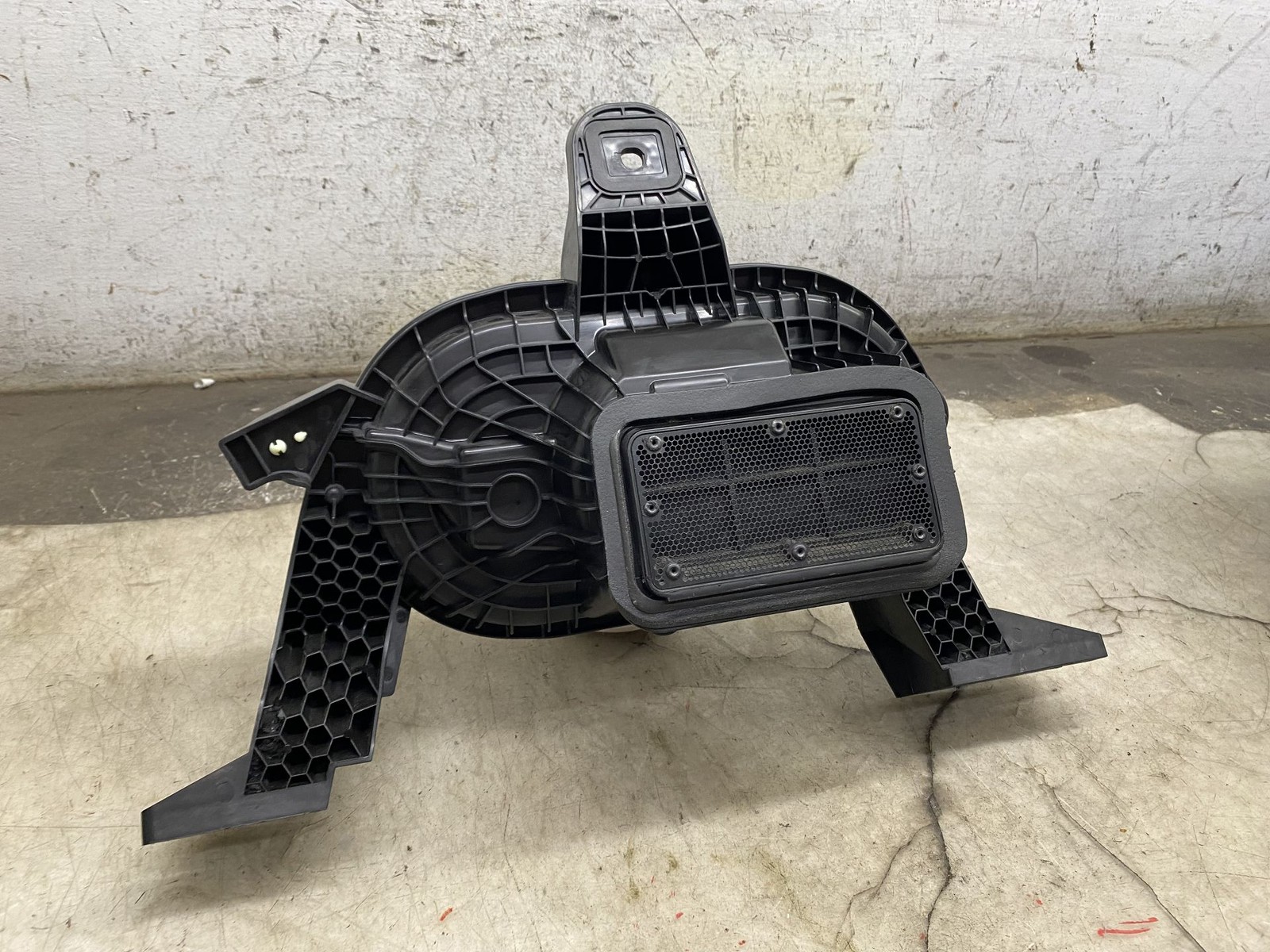 2022-2024 FORD F-150 LIGHTNING BANG & OLUFSEN SUBWOOFER SPEAKER MU5T-19A067-AC