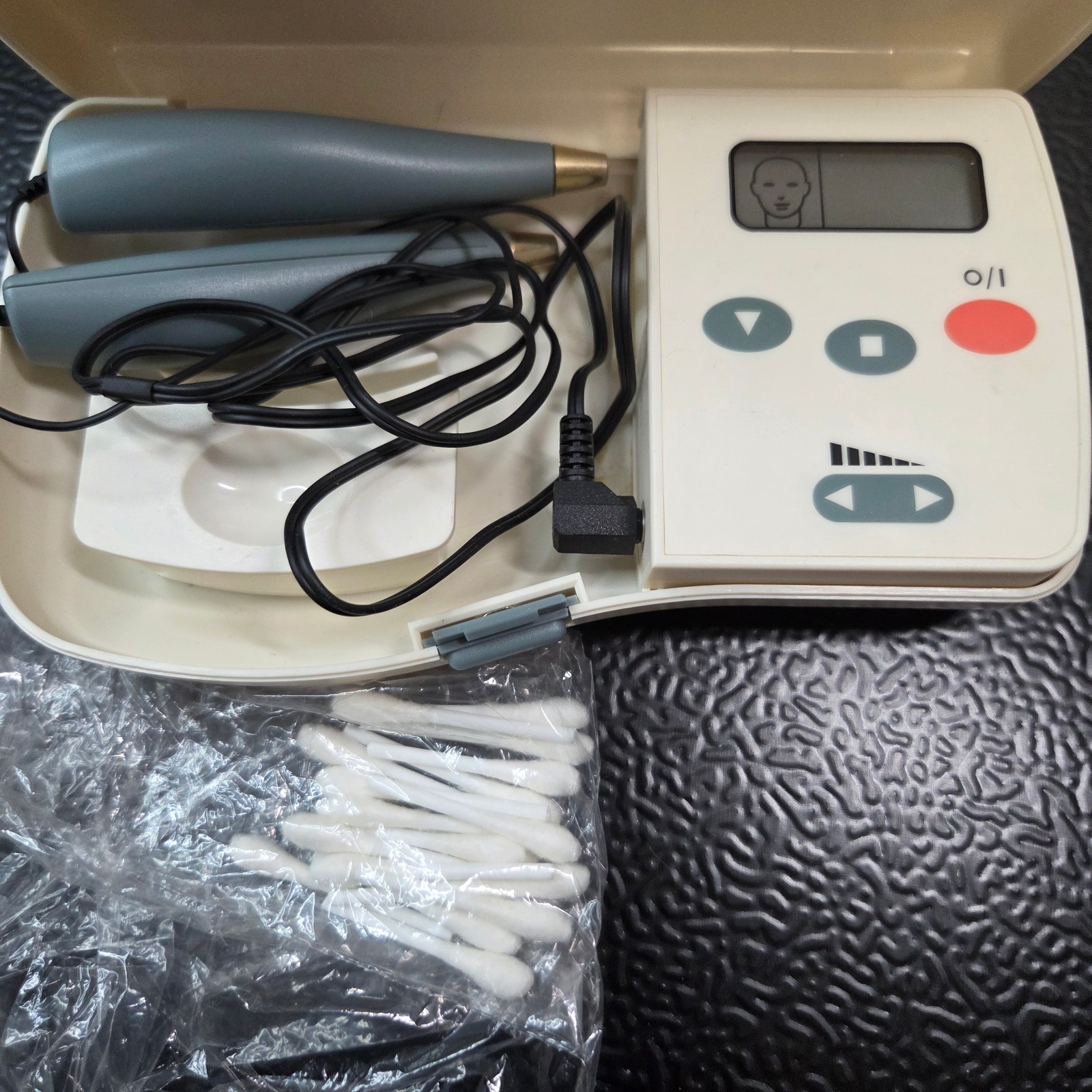 Suzanne Somers Beverly Hills Facemaster ORIGINAL Facial Toning System
