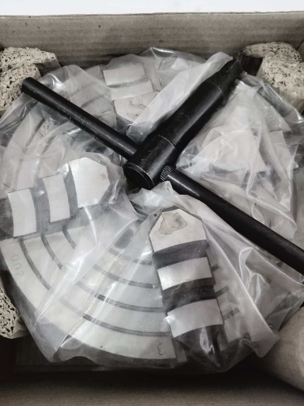 Turner 10"/250mm Precision Quality Independent 4 Jaw Lathe Chuck w/Chuck Key