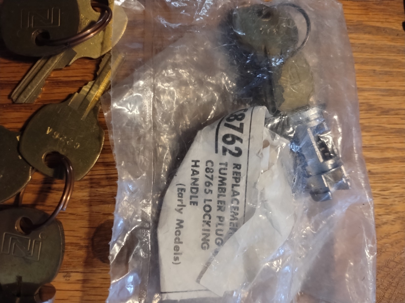 7 NOS National REPLACEMENT Cylinder Plugs WITH KEYS