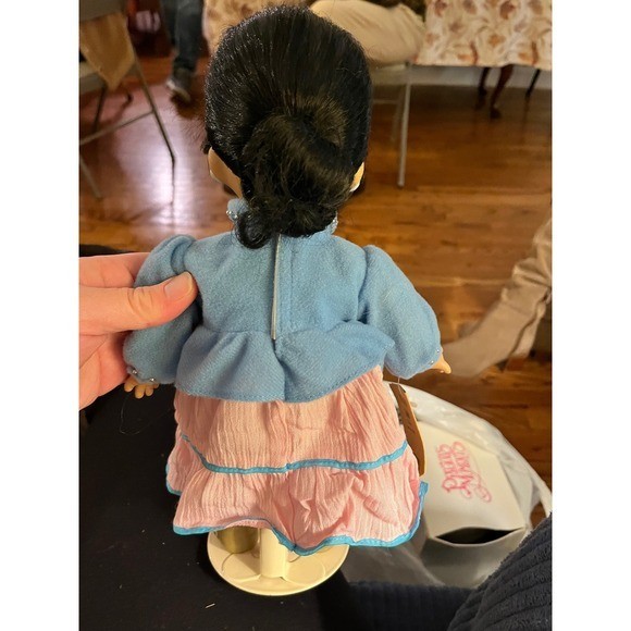 Precious Moments Native American Indian Doll Collection Sulaitu Item 1404