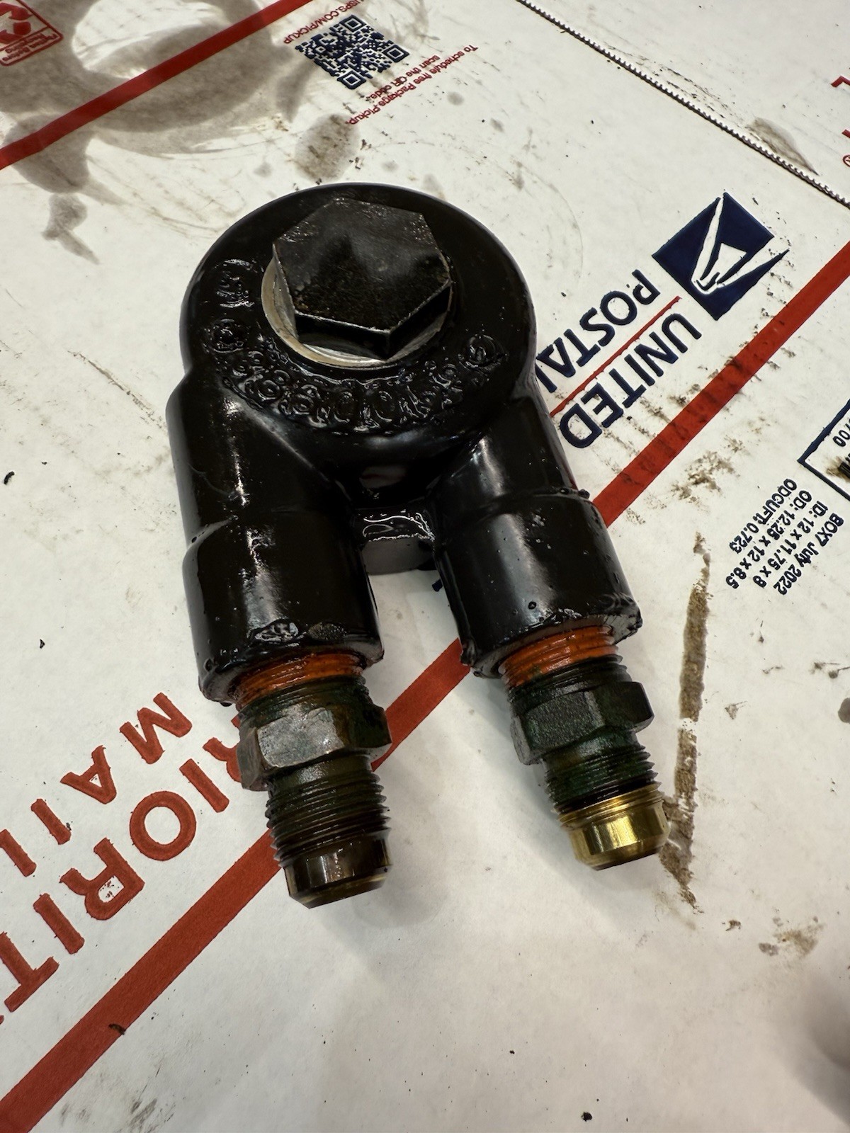 Volvo Penta oil filter adapter 3860059