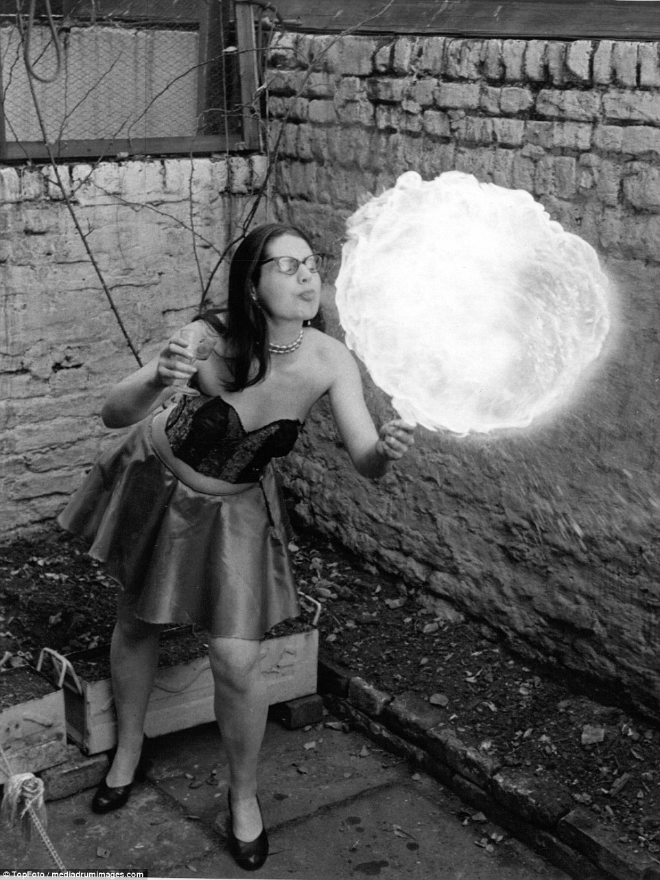 Circus, Clown, Carnivals, Posters, vintage 4" x 6" photo reprint Quality 097