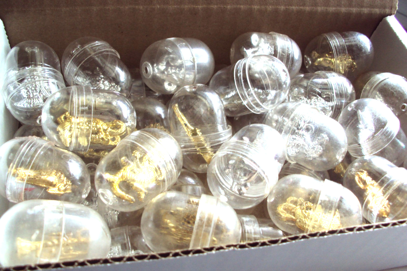 Vtg Gumball Charms Cracker Jack HK 40 FILLED EPPY CAPSULES Vending prize toy