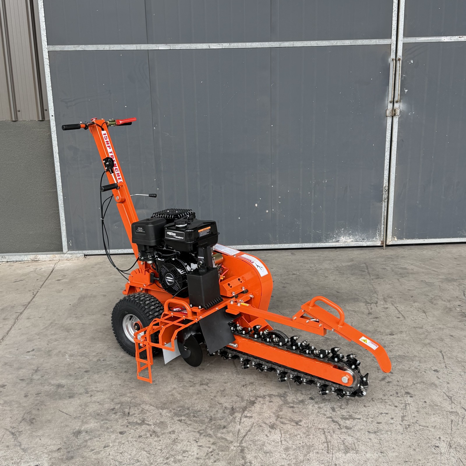 15HP E-Start Gas Powered Trencher, 420cc 24'' Trench Depth/4'' Trench Width