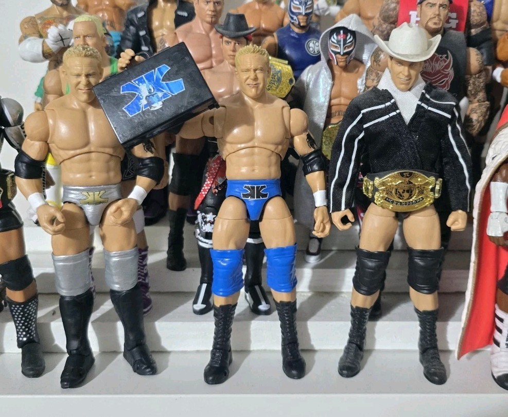 WWE MATTEL Mr kennedy Ultimate edition custom blue attire - READ