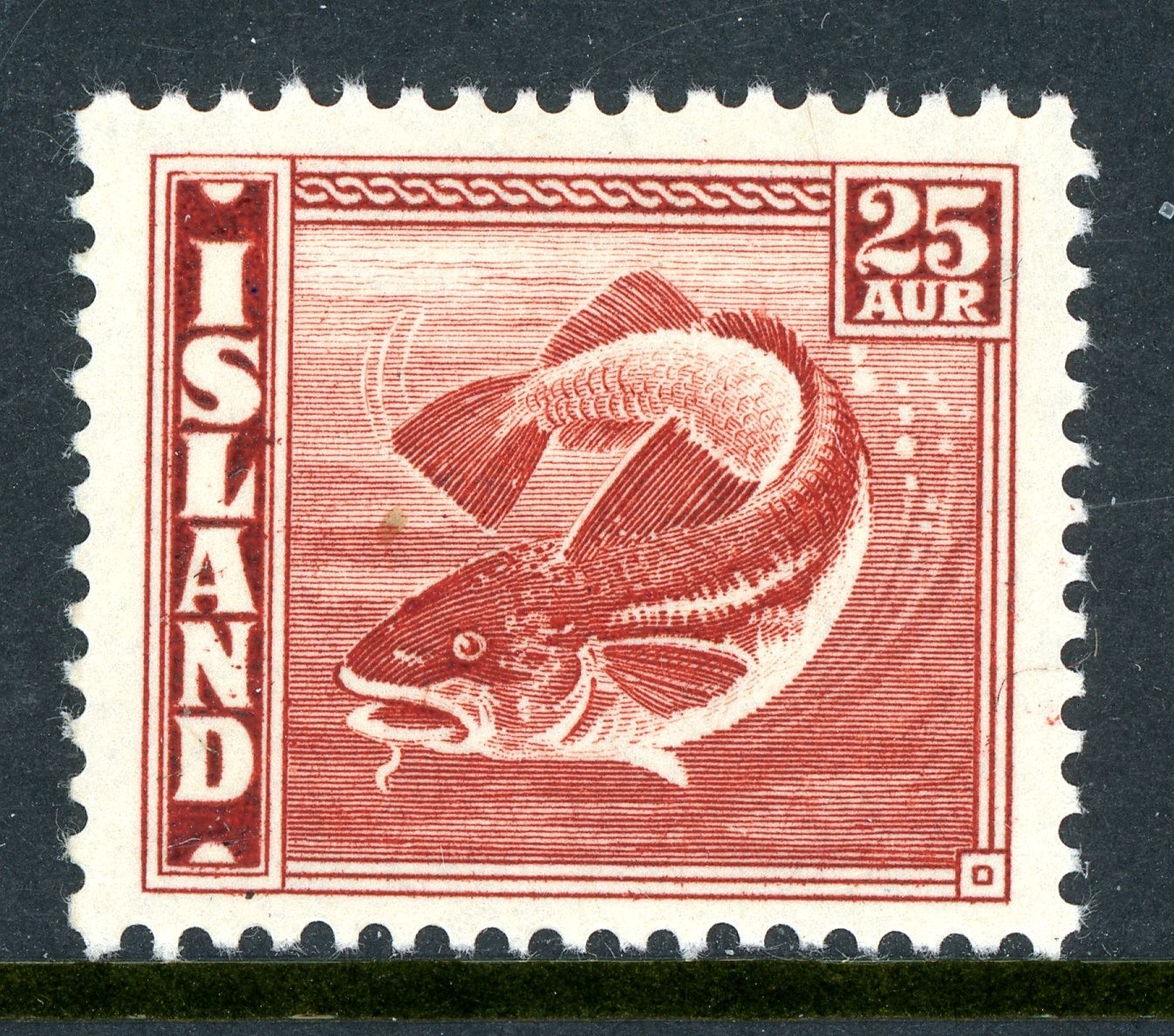 Iceland 1945 Fish 25a Red Brown Scott #225 Mint Non Hinged T10
