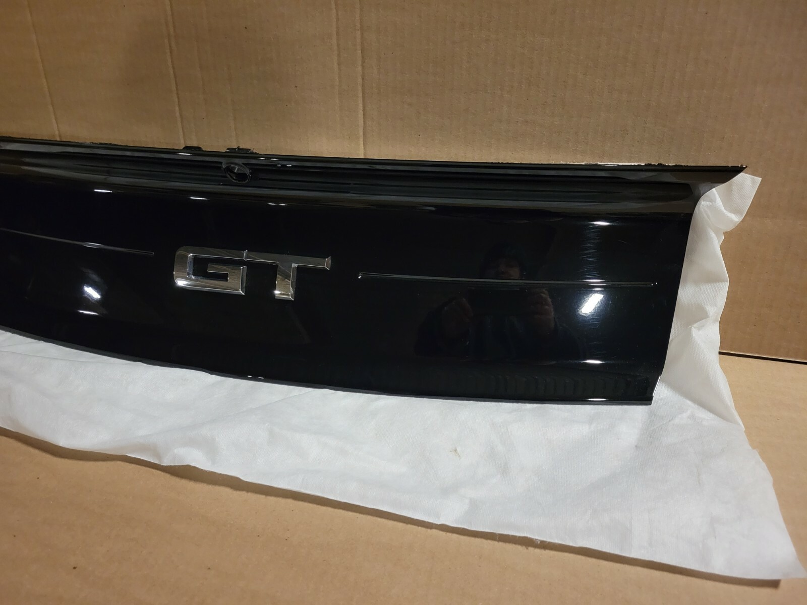 New Take Off 2015-2021 Mustang GT Rear Trunk Lid Deck Panel