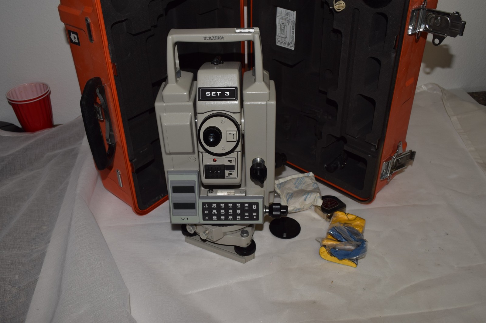 ^^ SOKKISHA / LIETZ SET3 TOTAL STATION IN CASE (XHS7)