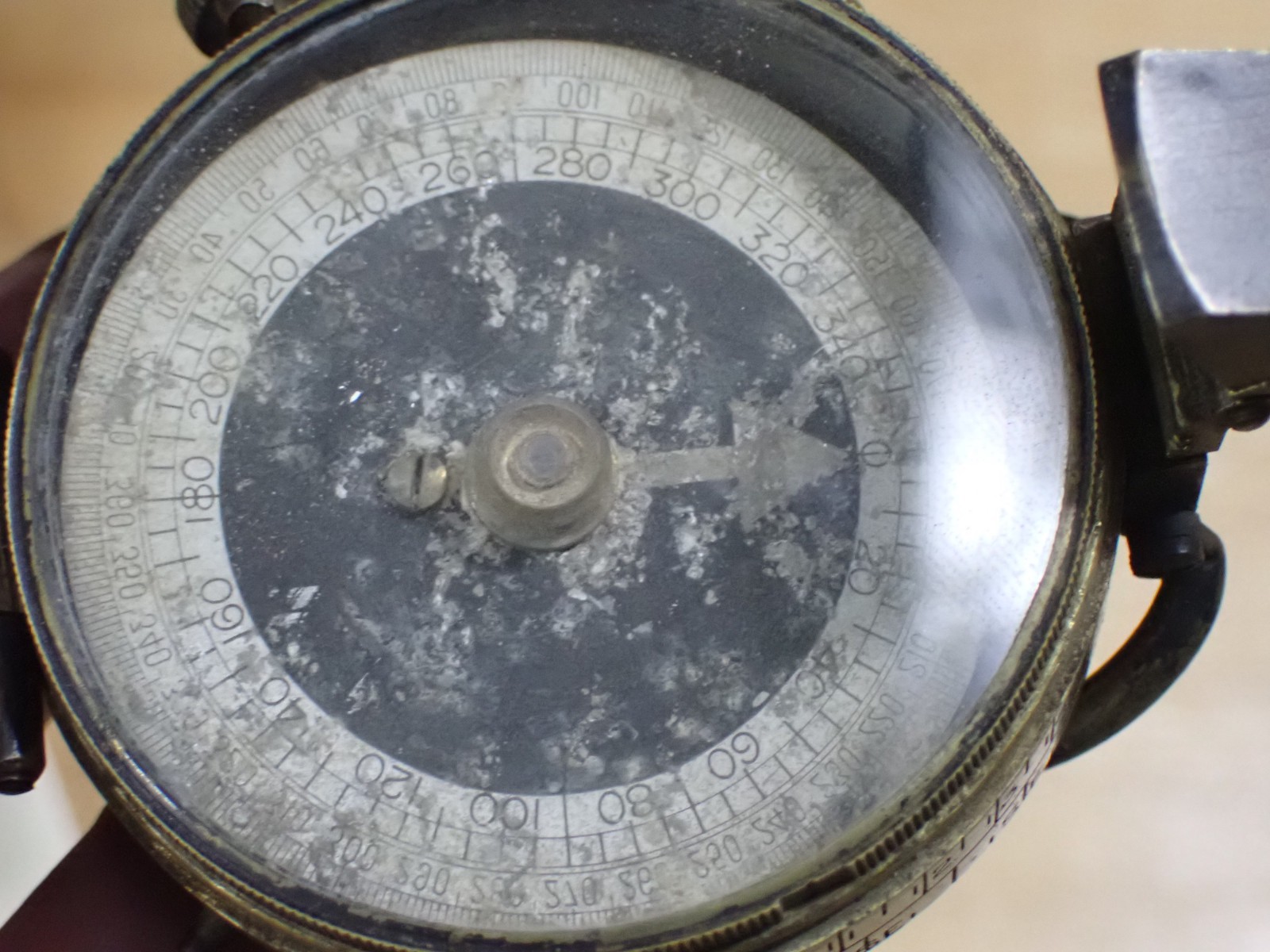 1918 CE No. 32528 Brass Compass for parts