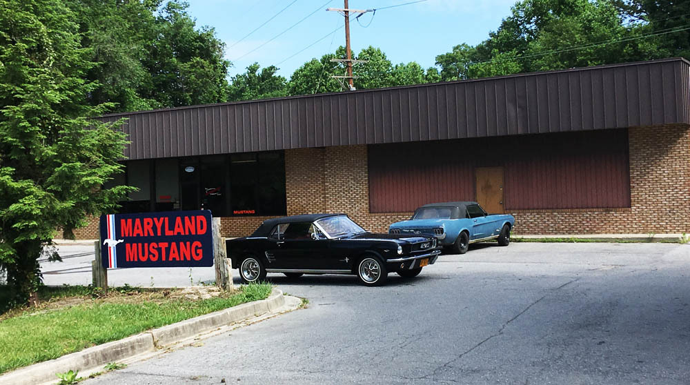 NEW! 1967 - 1973 Mustang Inside Day Night Rear view Mirror Flat Windshield Mount