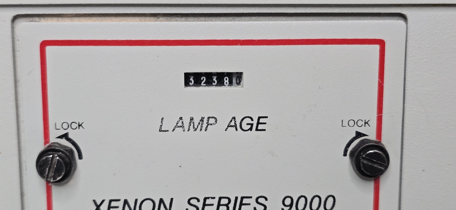 Luxtec 9300 Xenon Series 9000 Light Source