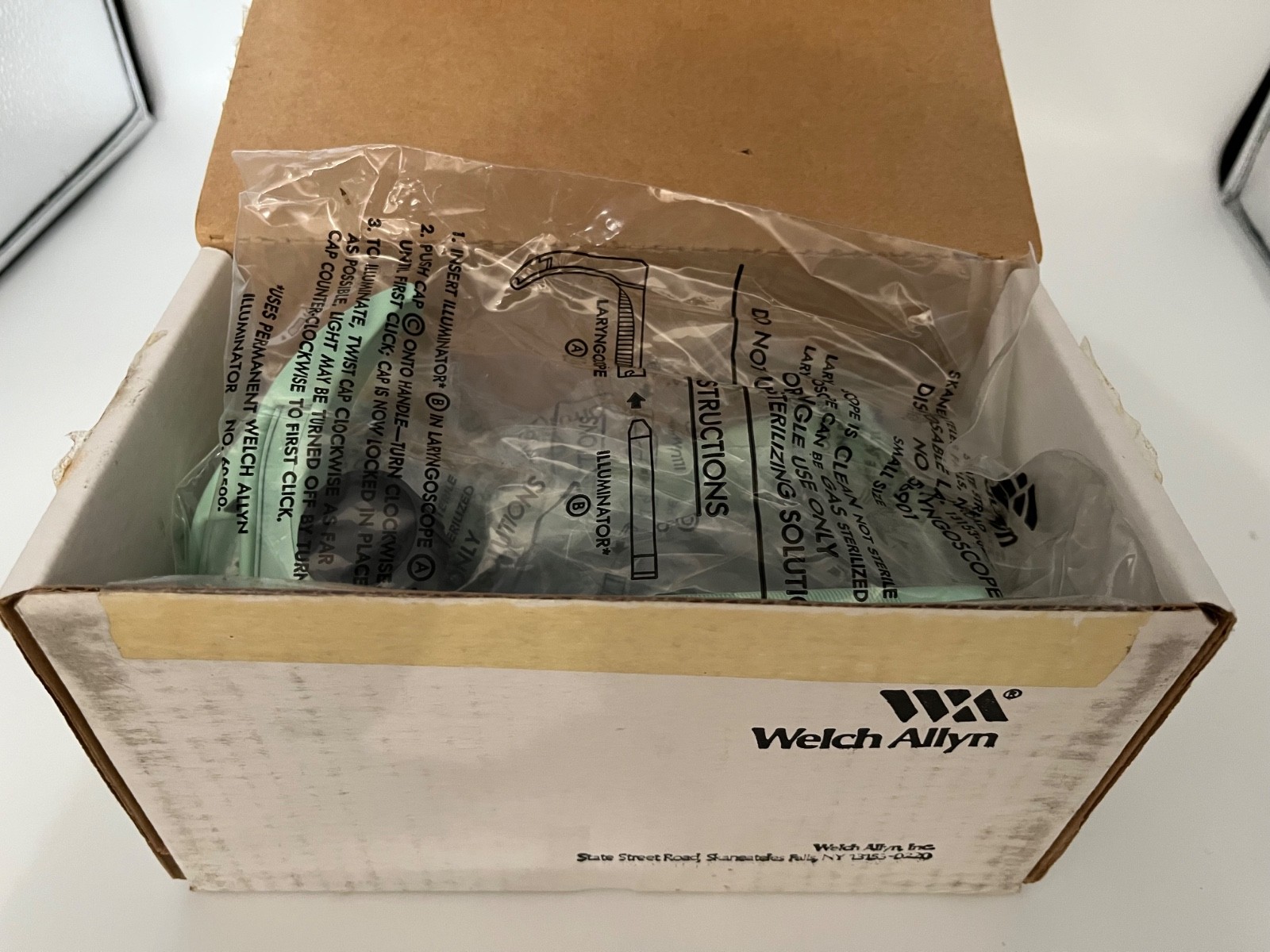 WELCH ALLYN DISPOSABLE LARYNGOSCOPE SZ. SMALL 1 1/2 MACINTOSH 56901 FOR 60500