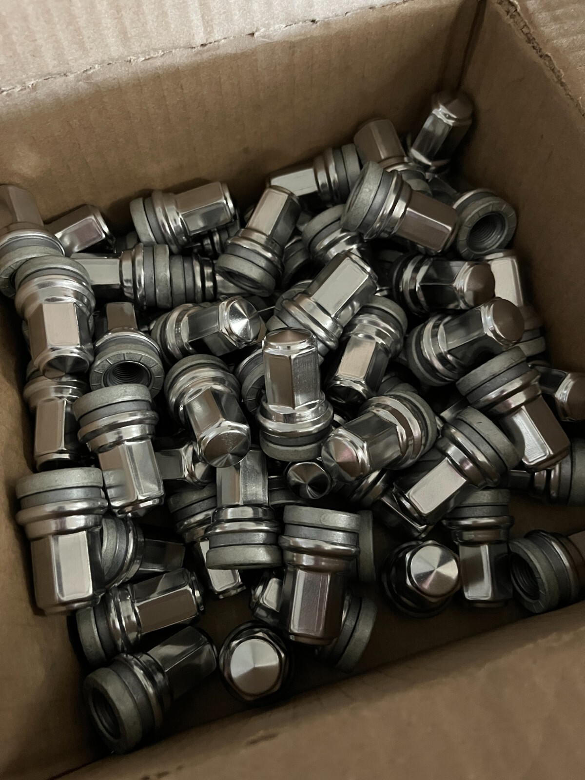 NEW OEM!!! 32 FORD F250 F350 Super Duty Stainless Lug Nuts 14x1.5 HCPZ1012B