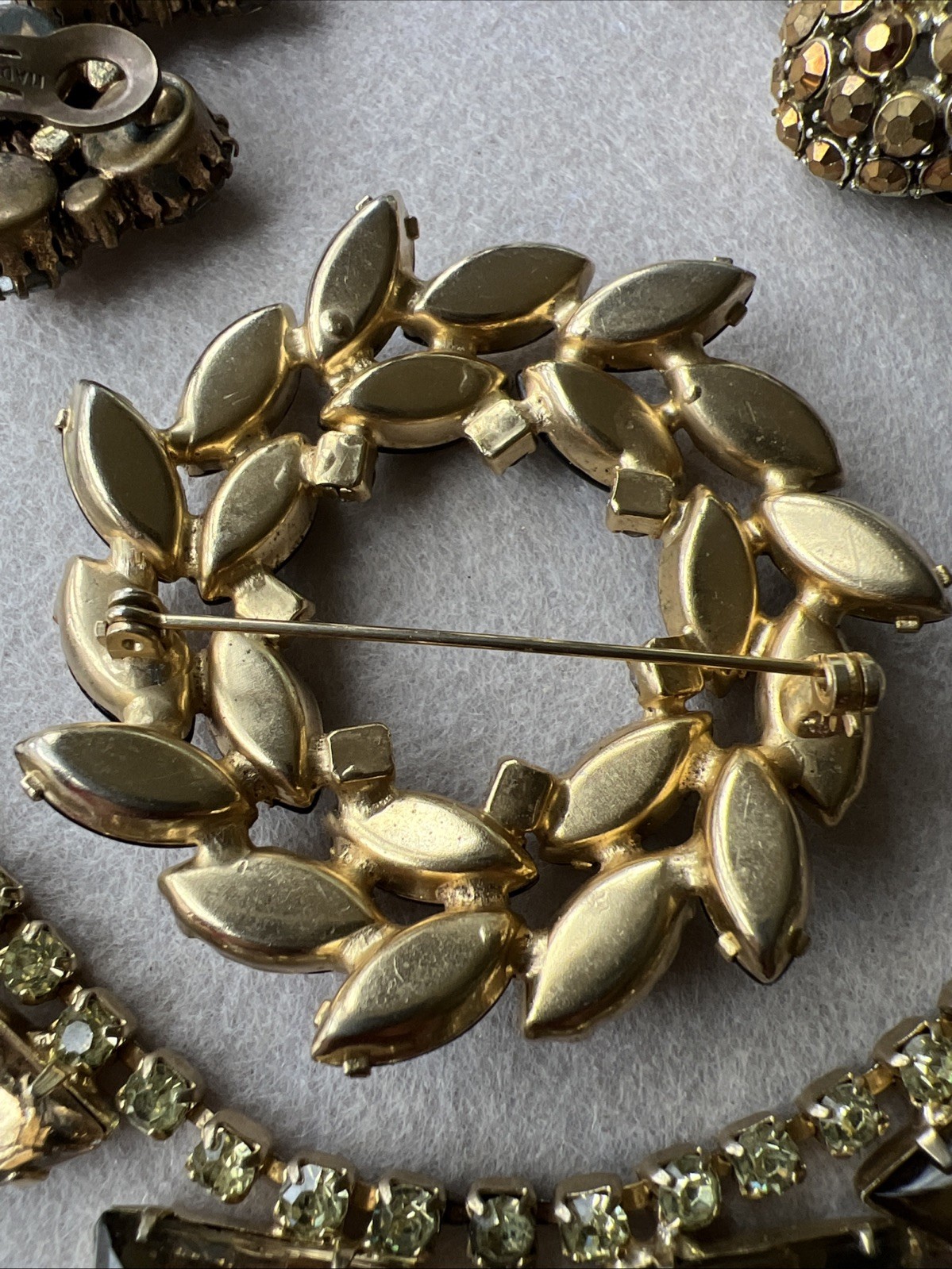 Vintage Rhinestone Jewelry Lot - 4 Pieces - Trembler Brooch - Signed/Unsigned