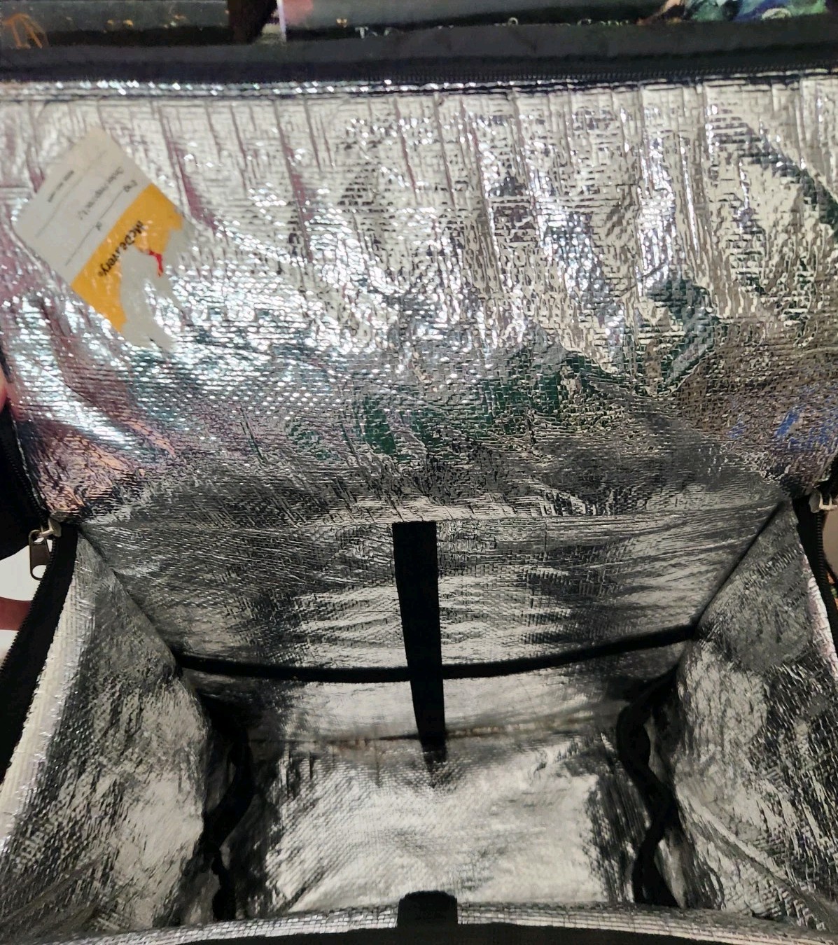 UBER EATS X-LARGE DELIVERY INSULATED BAG LIMITED EDITION ARTIST SERIES USED