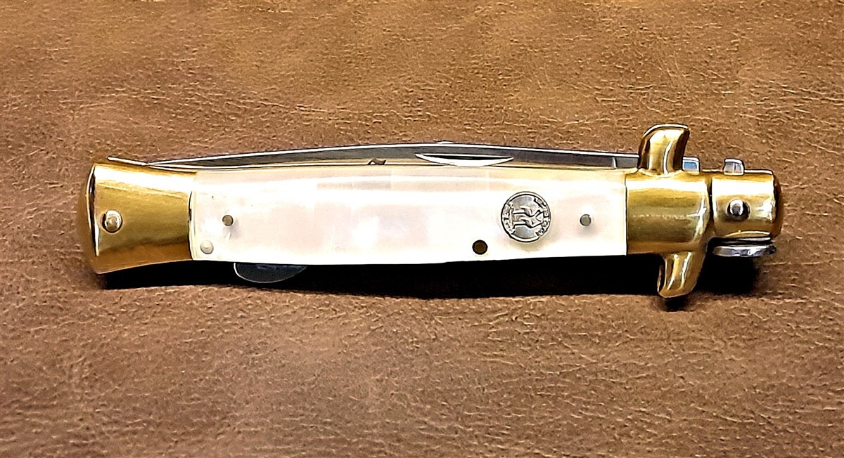 Kissing Crane Real Mother of Pearl Stiletto Premium Manual Folding Pocket Knife