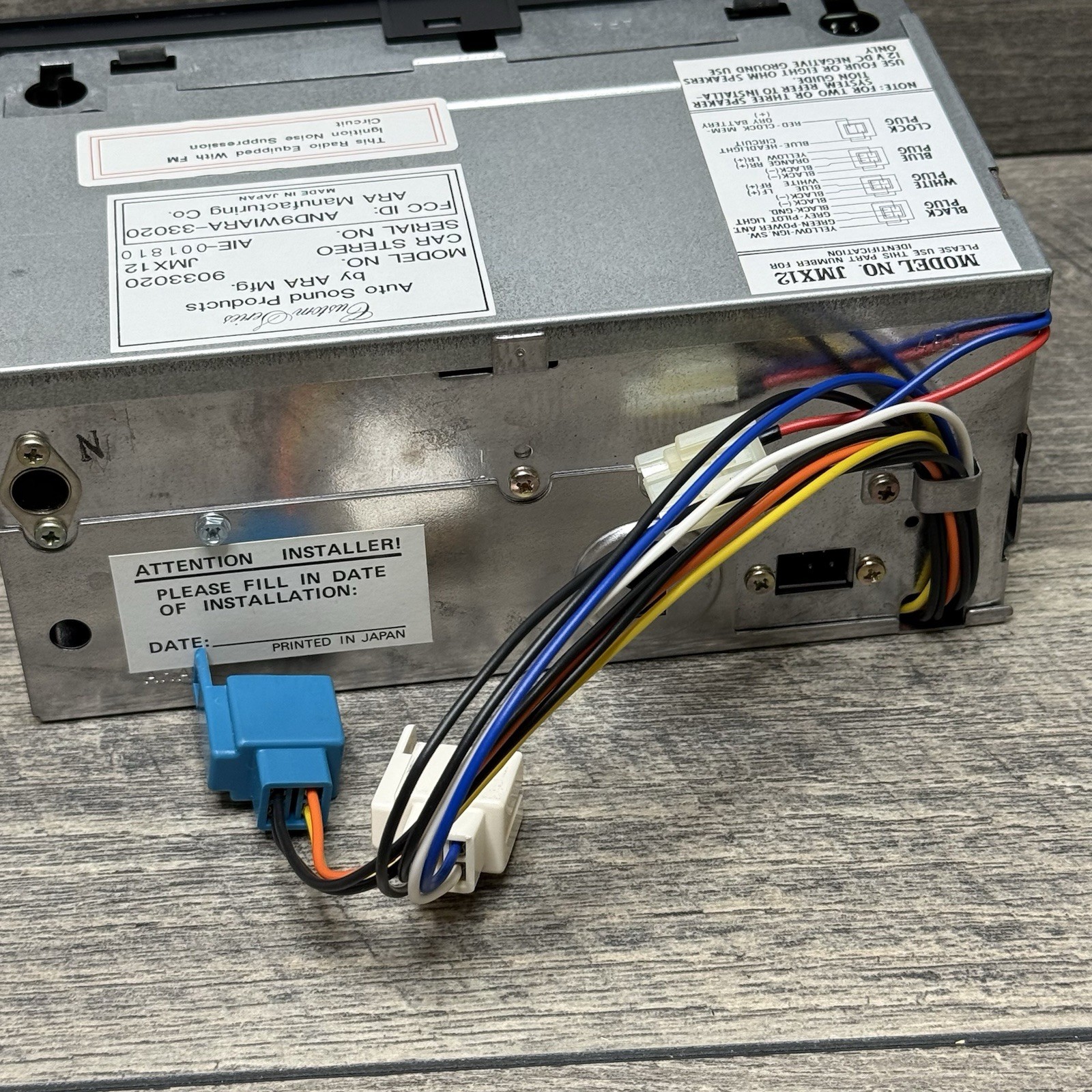 ARA Manufacturing Push Button Car Stereo AM FM Radio Black JMX12 NOS / UNTESTED