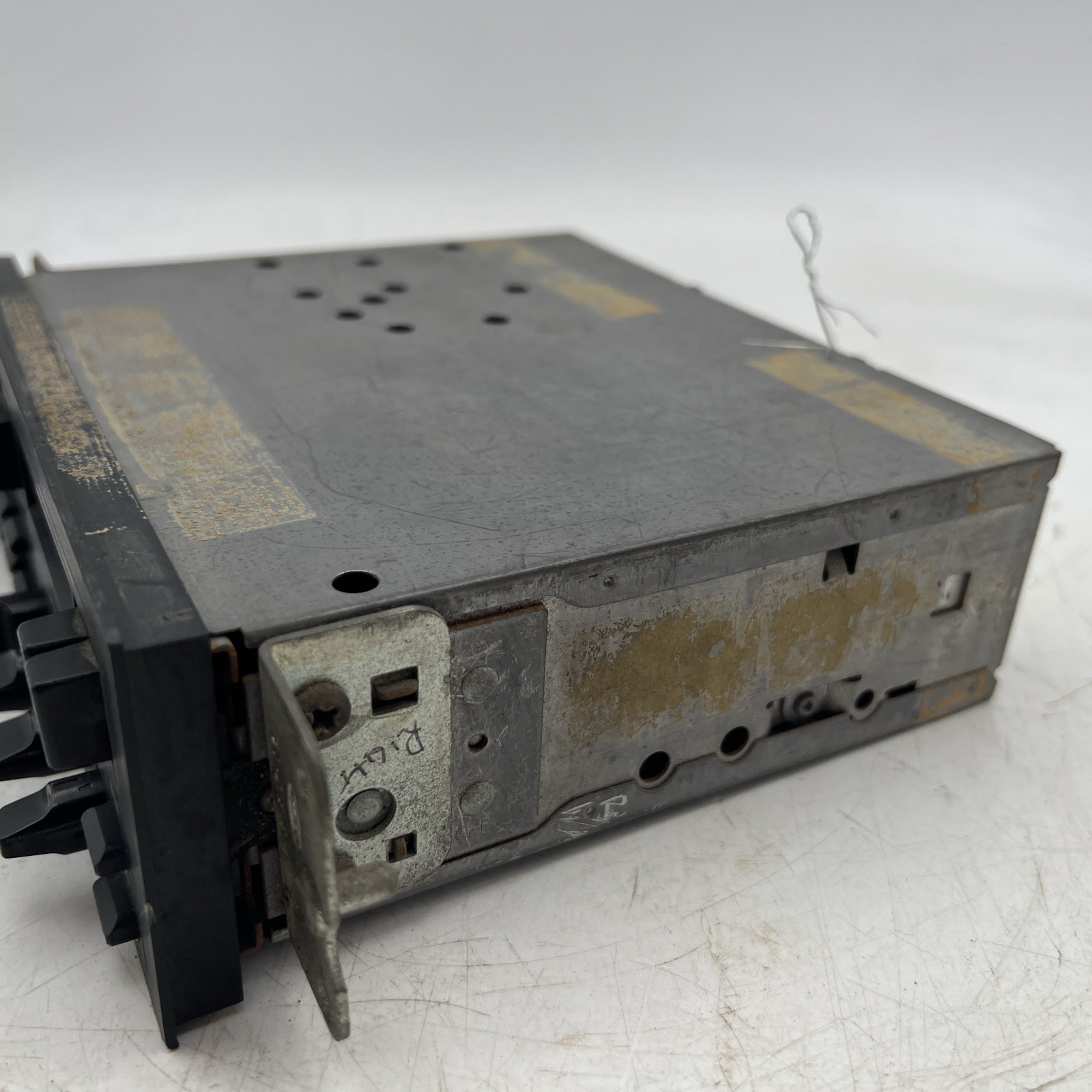 87-97 Ford Radio AM FM Stereo Cassette Mustang Escort Thunderbird Capri