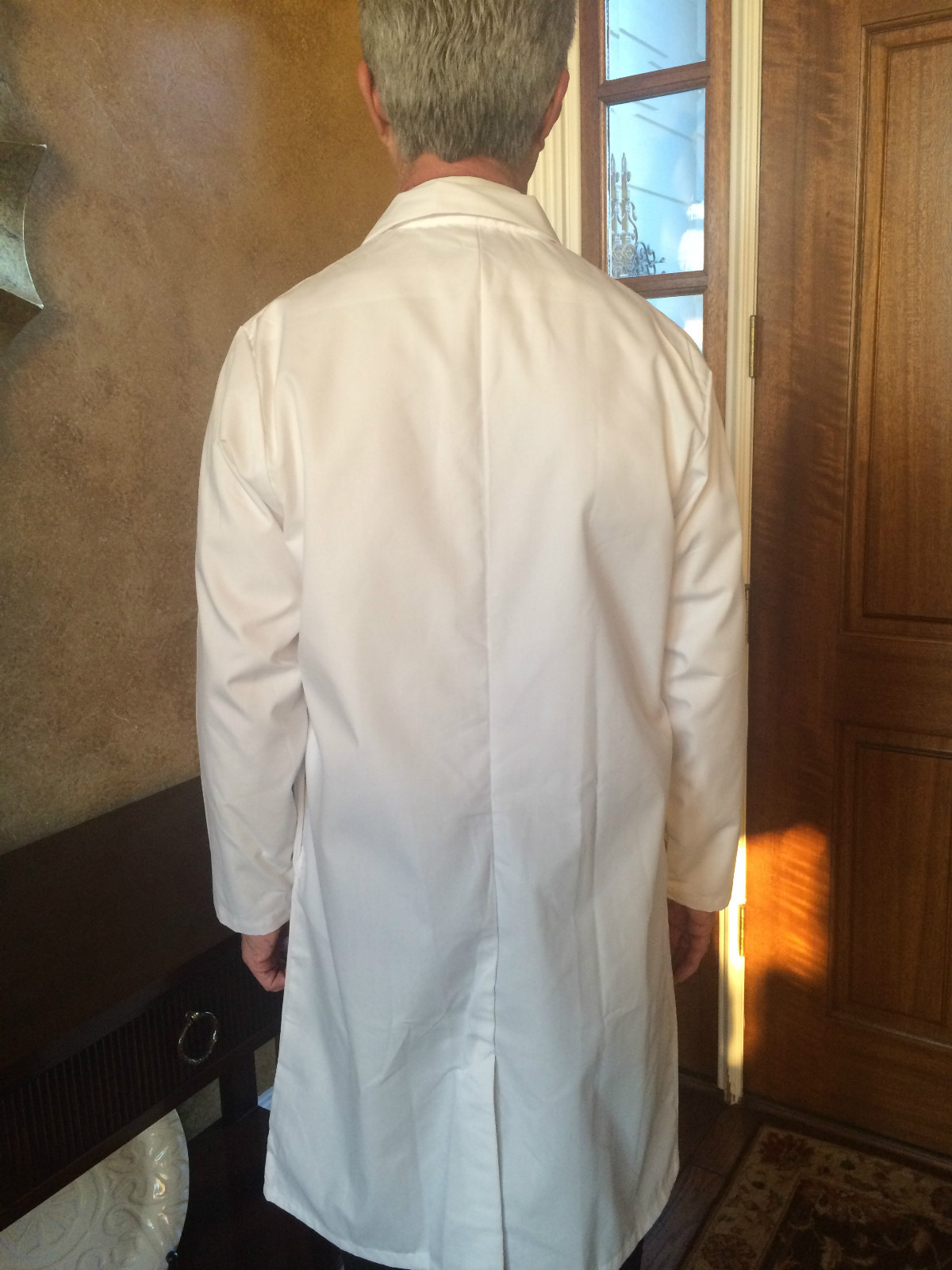 Men's 1st Quality River's End Lab Coats Cotton Blend for 10.00 Size: XL only