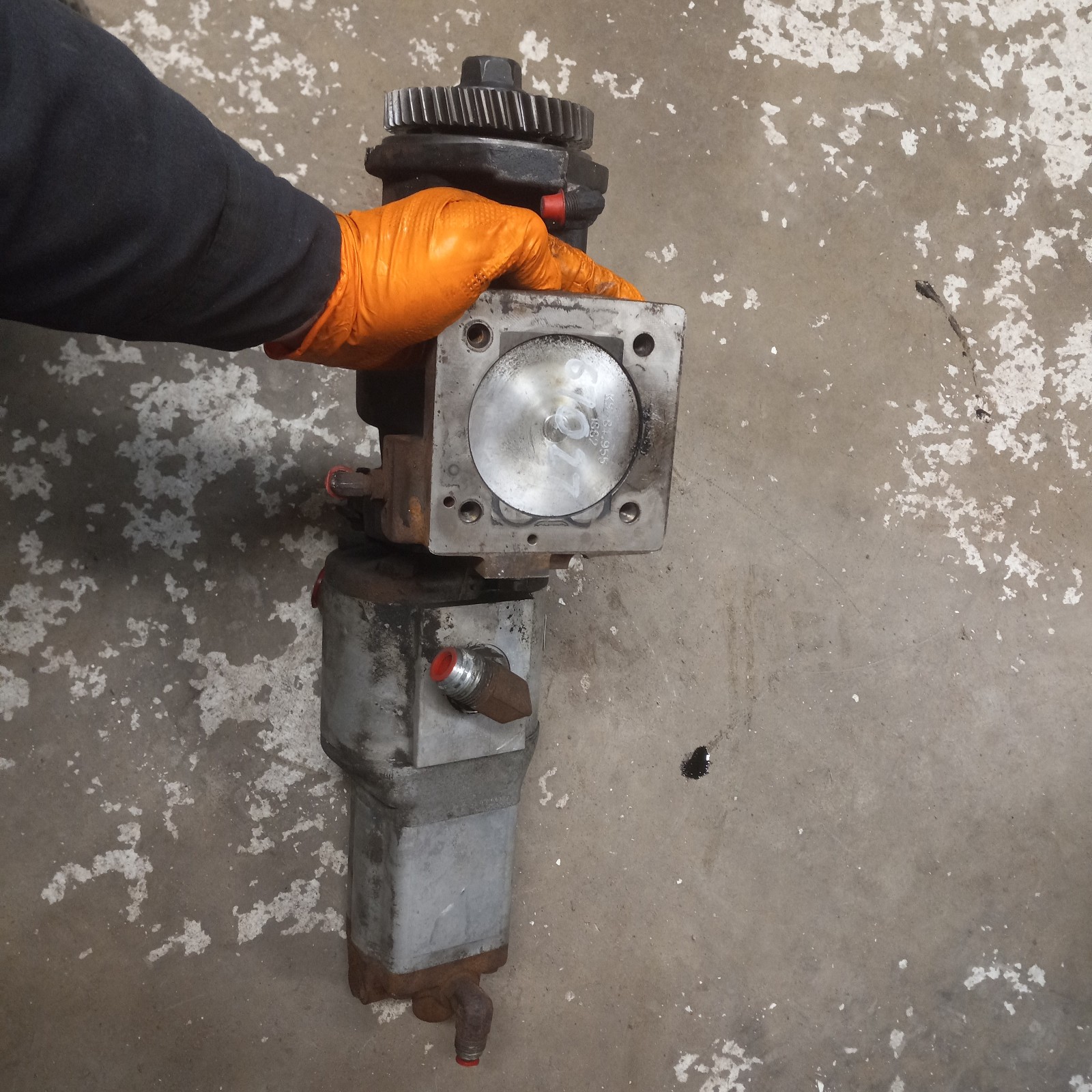 9111530197 Air Compressor Cummins ISM, 3690864, 9111530486, 4318220