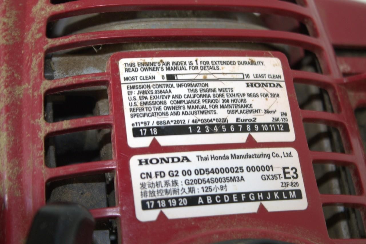 Titan PGD2000X Post Driver 35-Lb. Driving Head, 1.3 HP Honda GX35 Engine