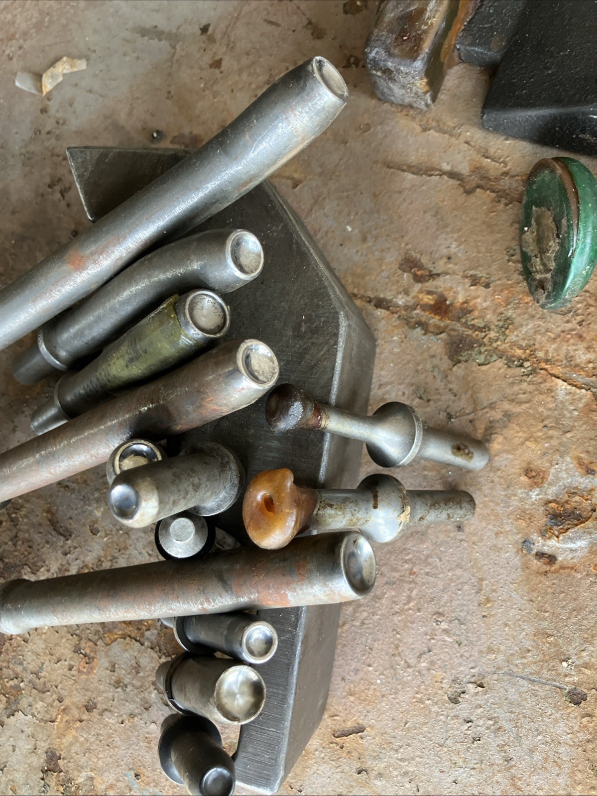 VTG Lot of 19 Air Gun Riveter Aircraft Tools Flush Seating Rivet +2 Bucking Bars