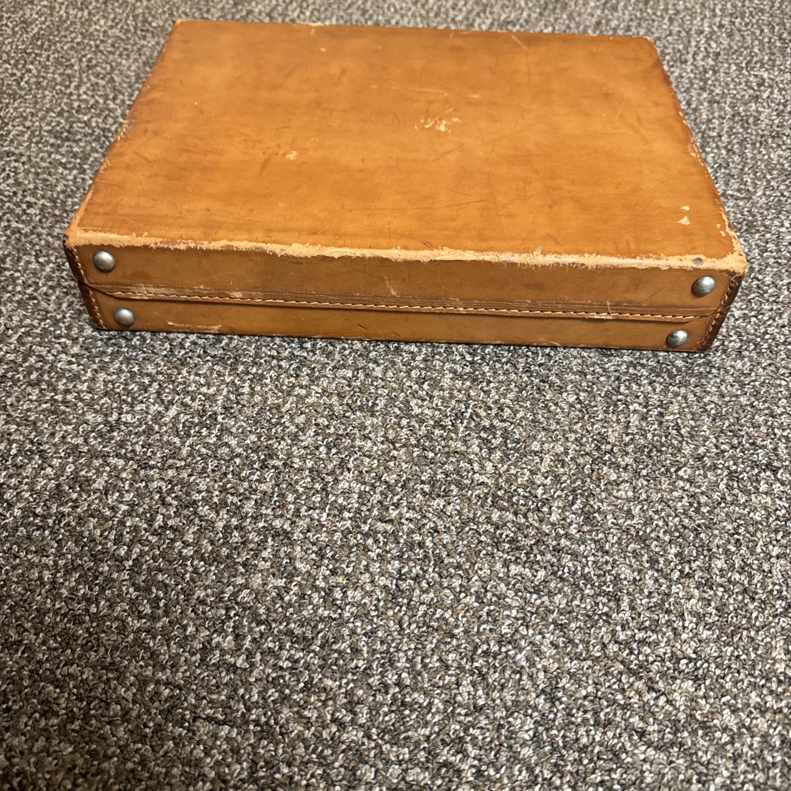 Abercrombie & Fitch Leather Prohibition Bootlegger Briefcase Liquor Flask 2x64oz