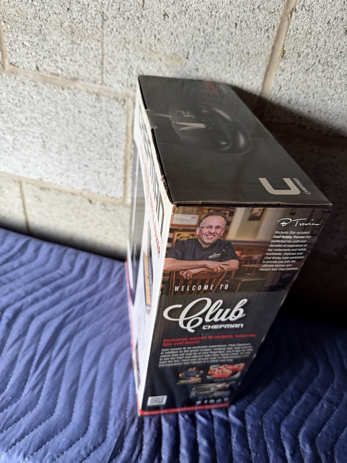 CHEFMAN 4 Slice Waffle Maker NEW