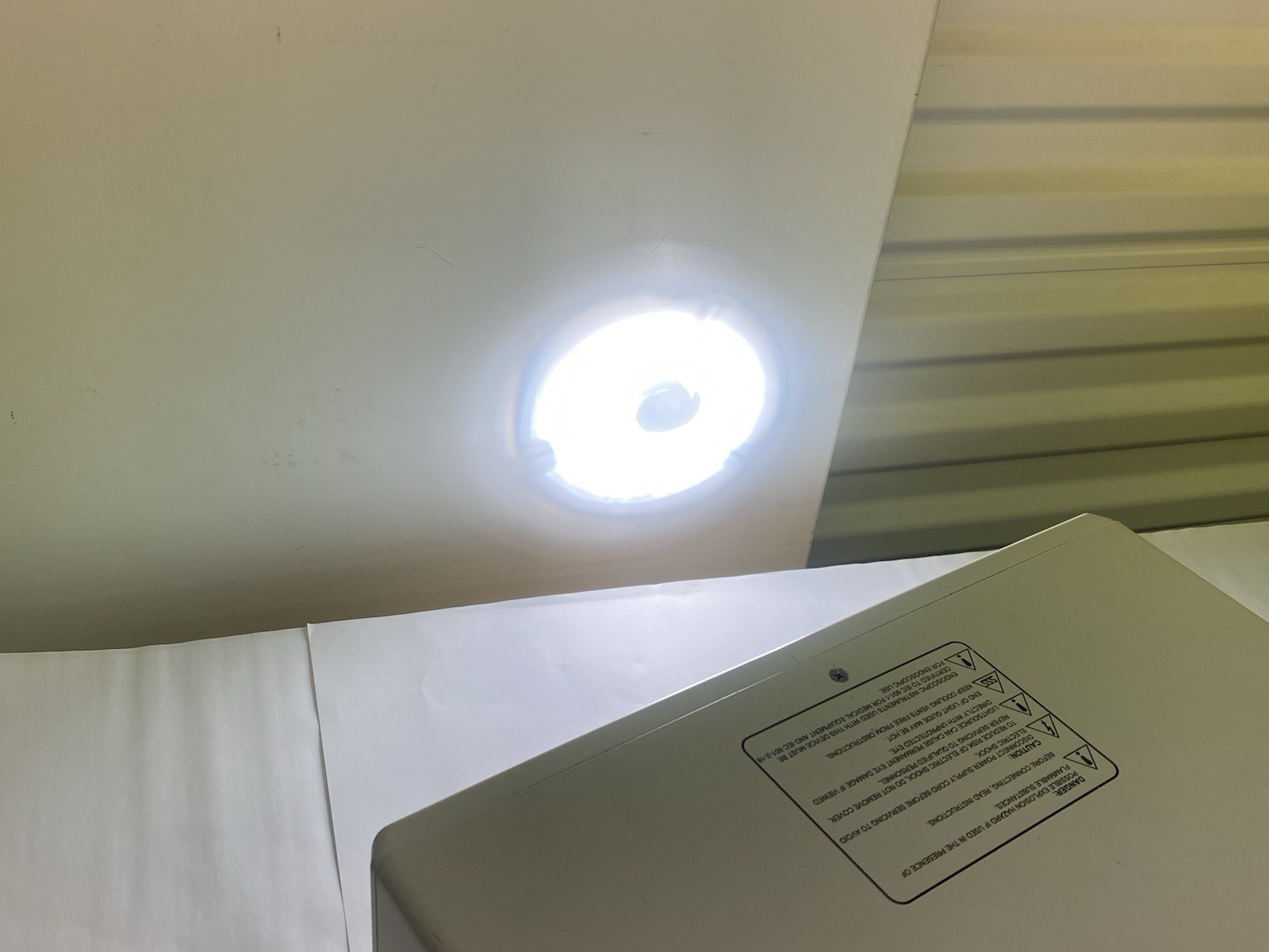 CUDA SURGICAL ELITE 300 XENON LIGHT SOURCE XLS-300